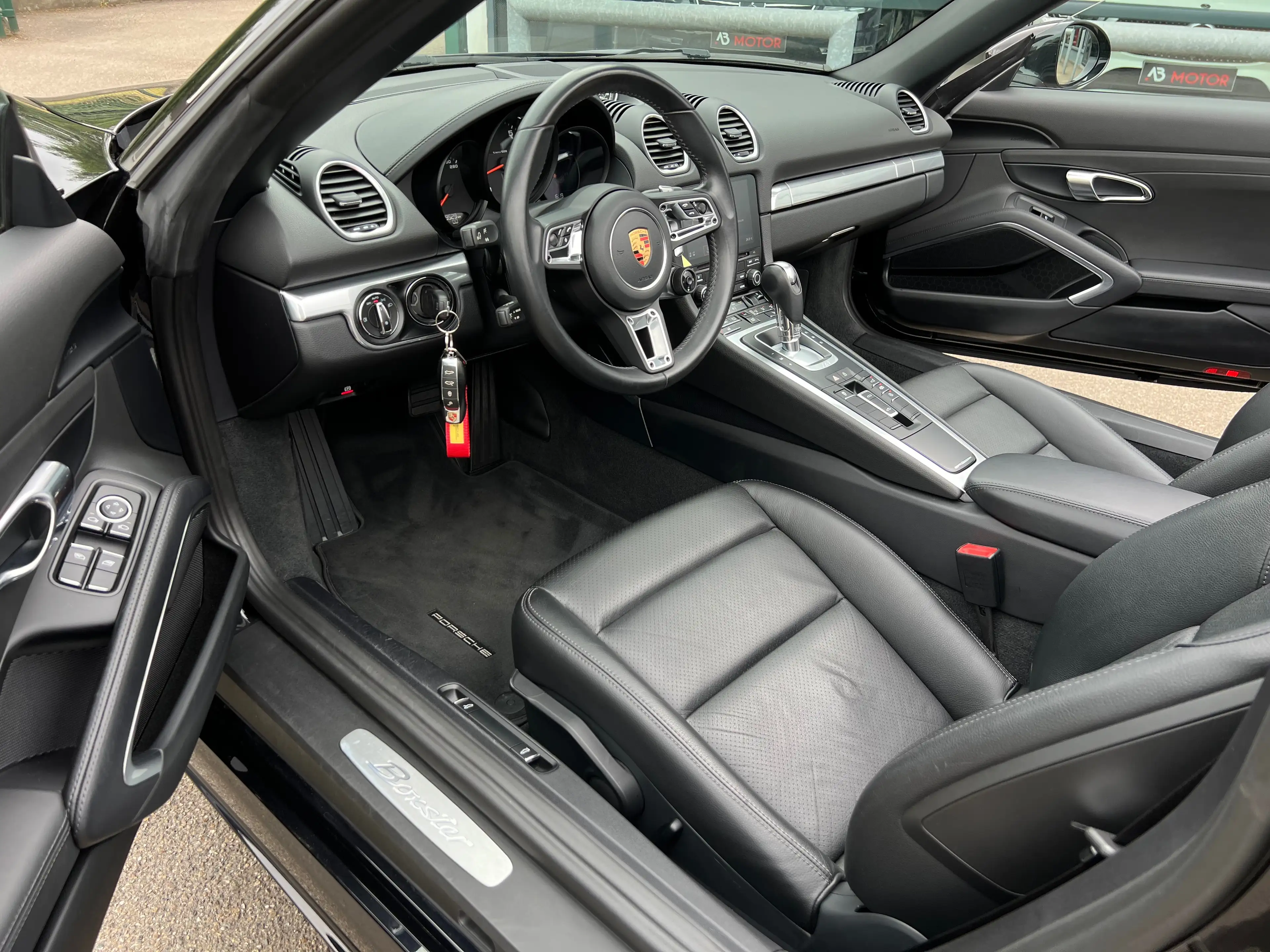 Porsche 718 Boxster 2.0 Turbo PDK PDLS+ CHRONO EXHAUST JA20 — photo 11