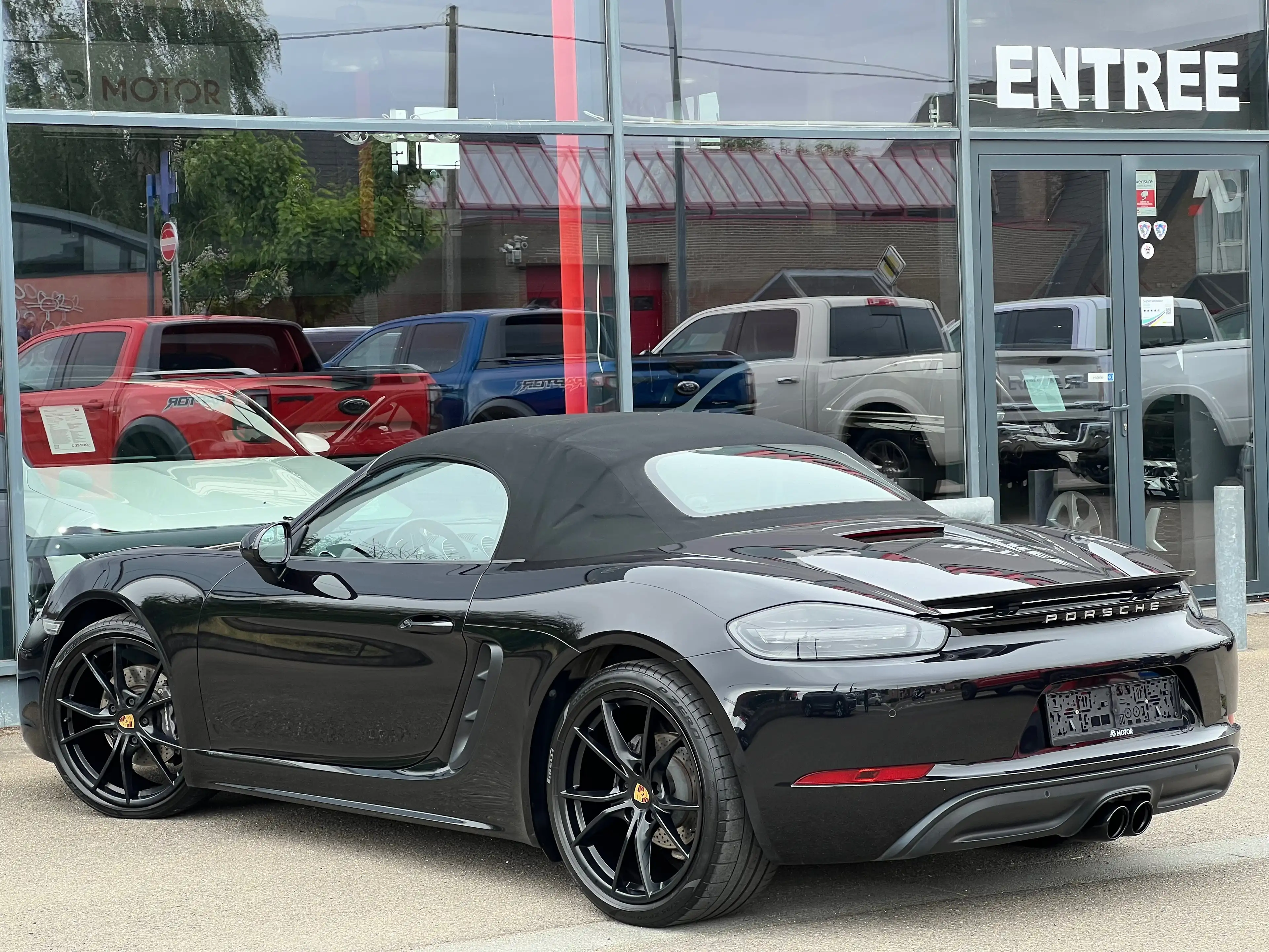 Porsche 718 Boxster 2.0 Turbo PDK PDLS+ CHRONO EXHAUST JA20 — photo 6