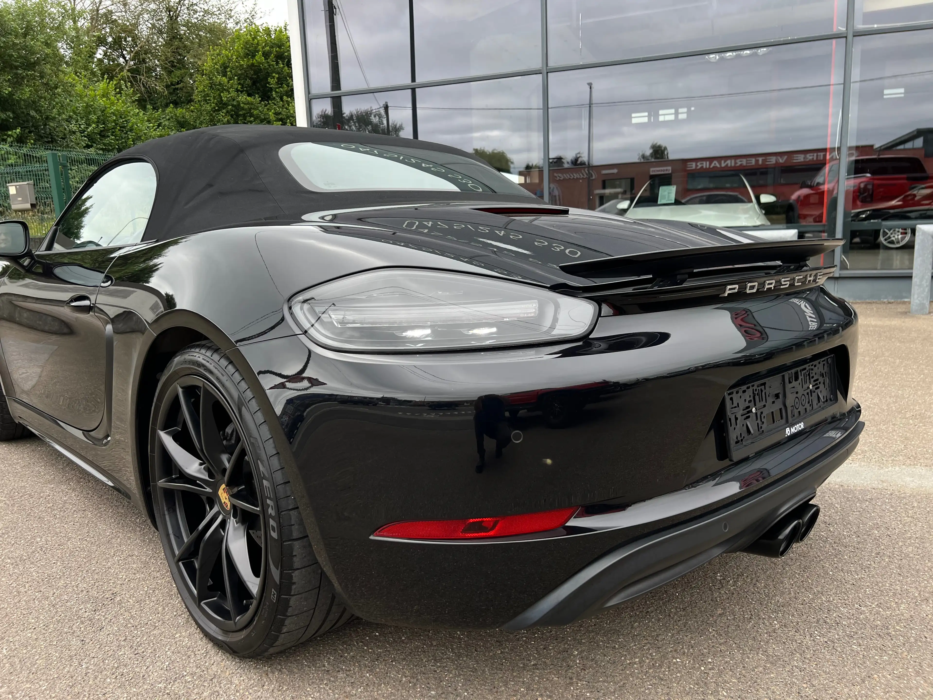 Porsche 718 Boxster 2.0 Turbo PDK PDLS+ CHRONO EXHAUST JA20 — photo 9