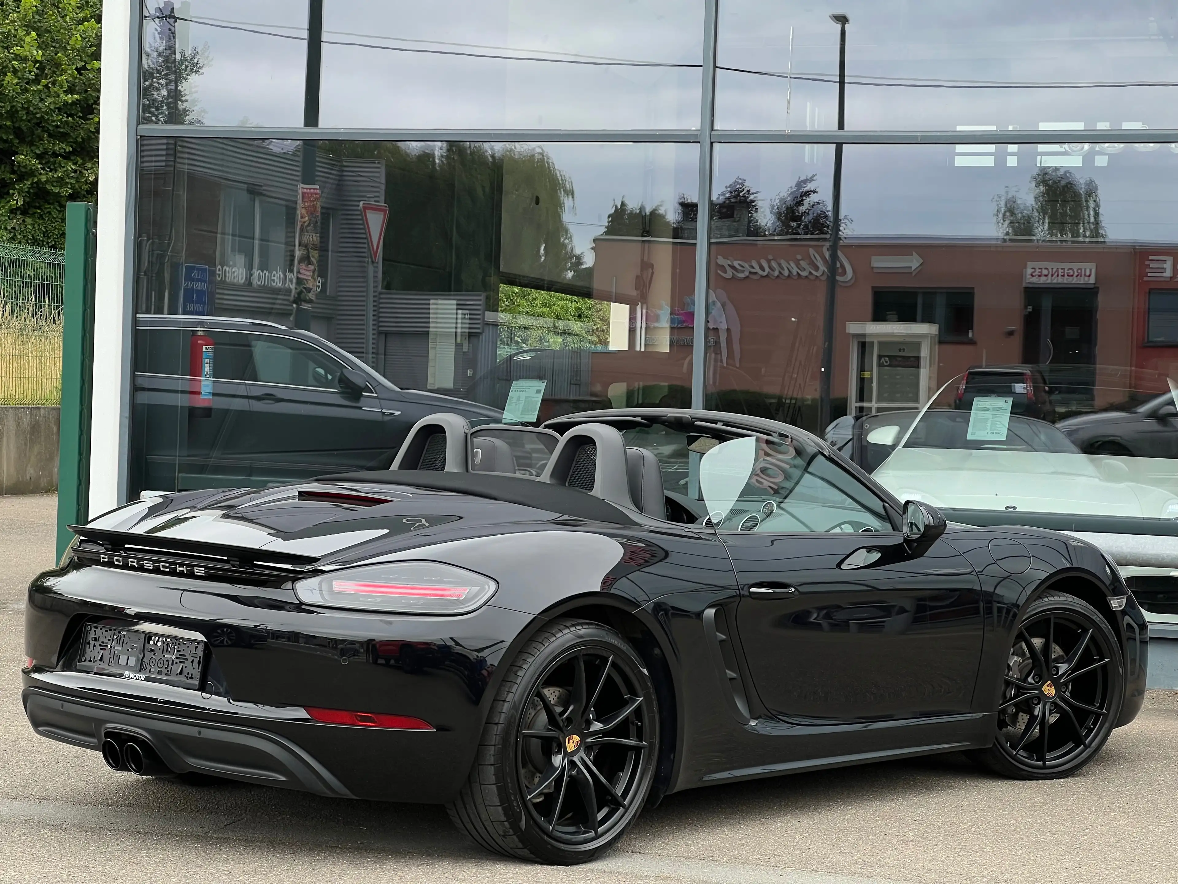 Porsche 718 Boxster 2.0 Turbo PDK PDLS+ CHRONO EXHAUST JA20 — photo 5