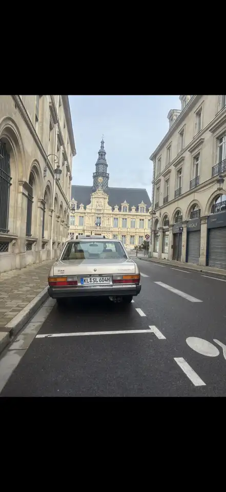 Peugeot 604 SL V6, foto 2
