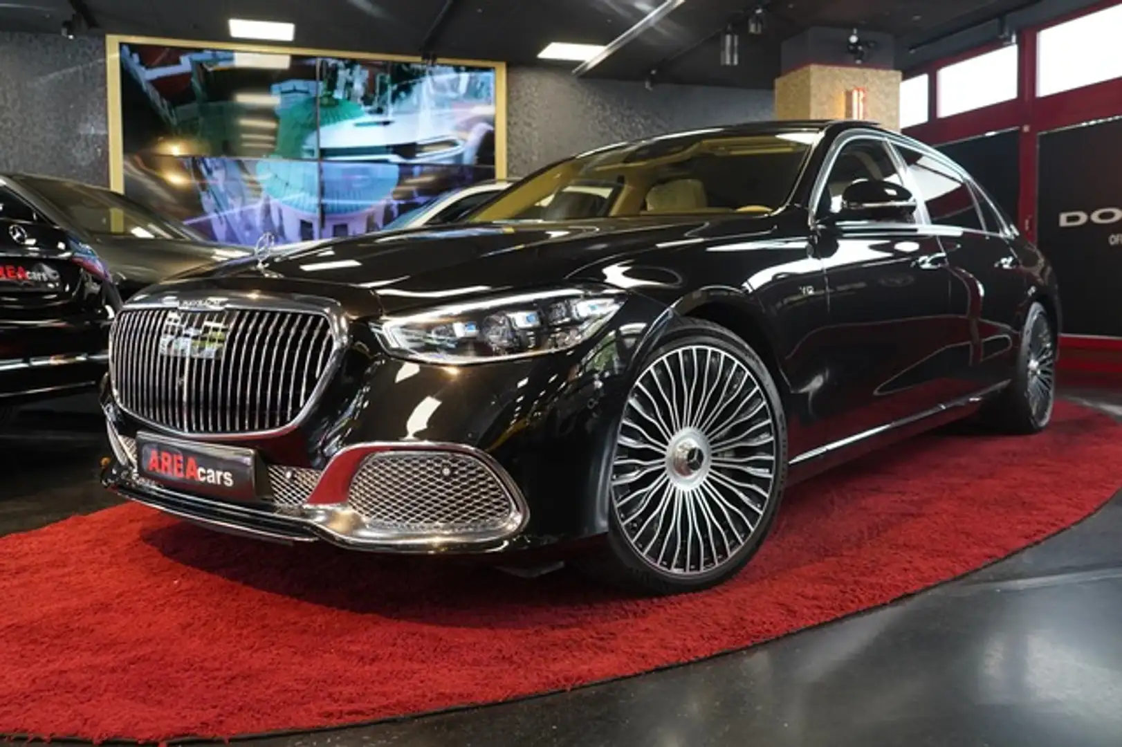 Mercedes-Benz S 680 Maybach 4M CHAUFFEUR PACKET BURM PANO TV Schwarz - 1