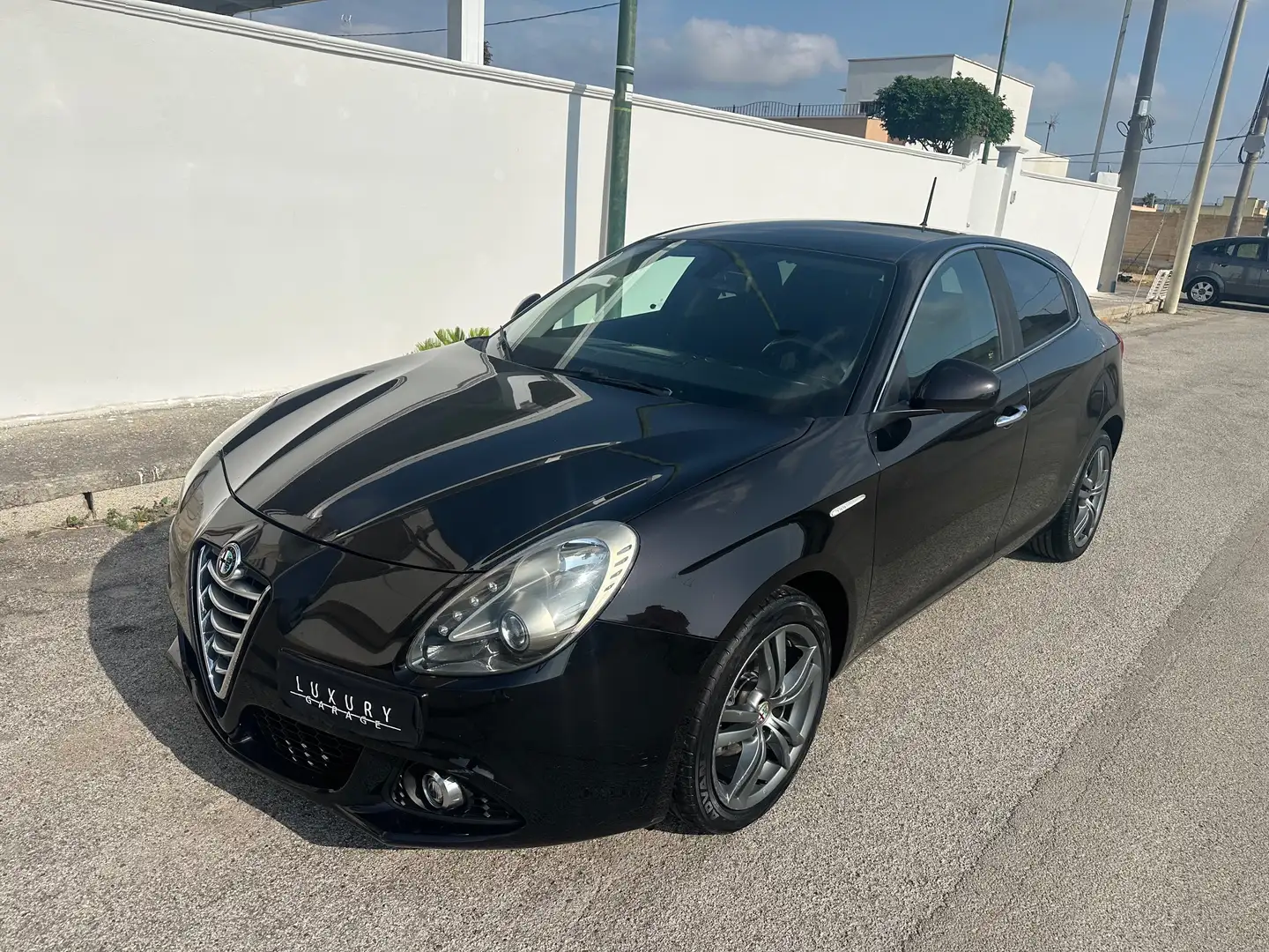 Alfa Romeo Giulietta 1.6 JTDm 105 CV Business Noir - 1