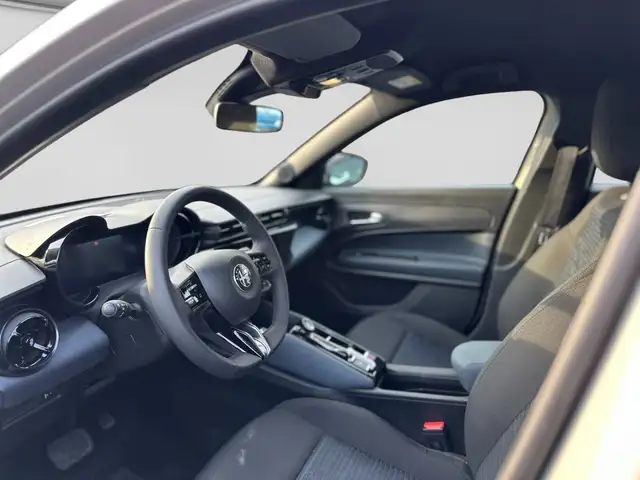 Alfa Romeo Junior view 5