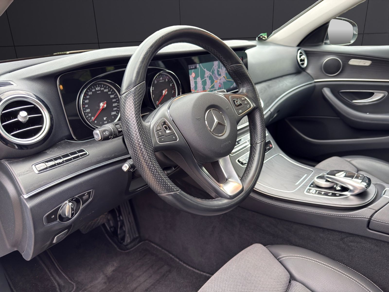 Mercedes-Benz E 400 E400 T Avantgarde 4Matic — photo 11