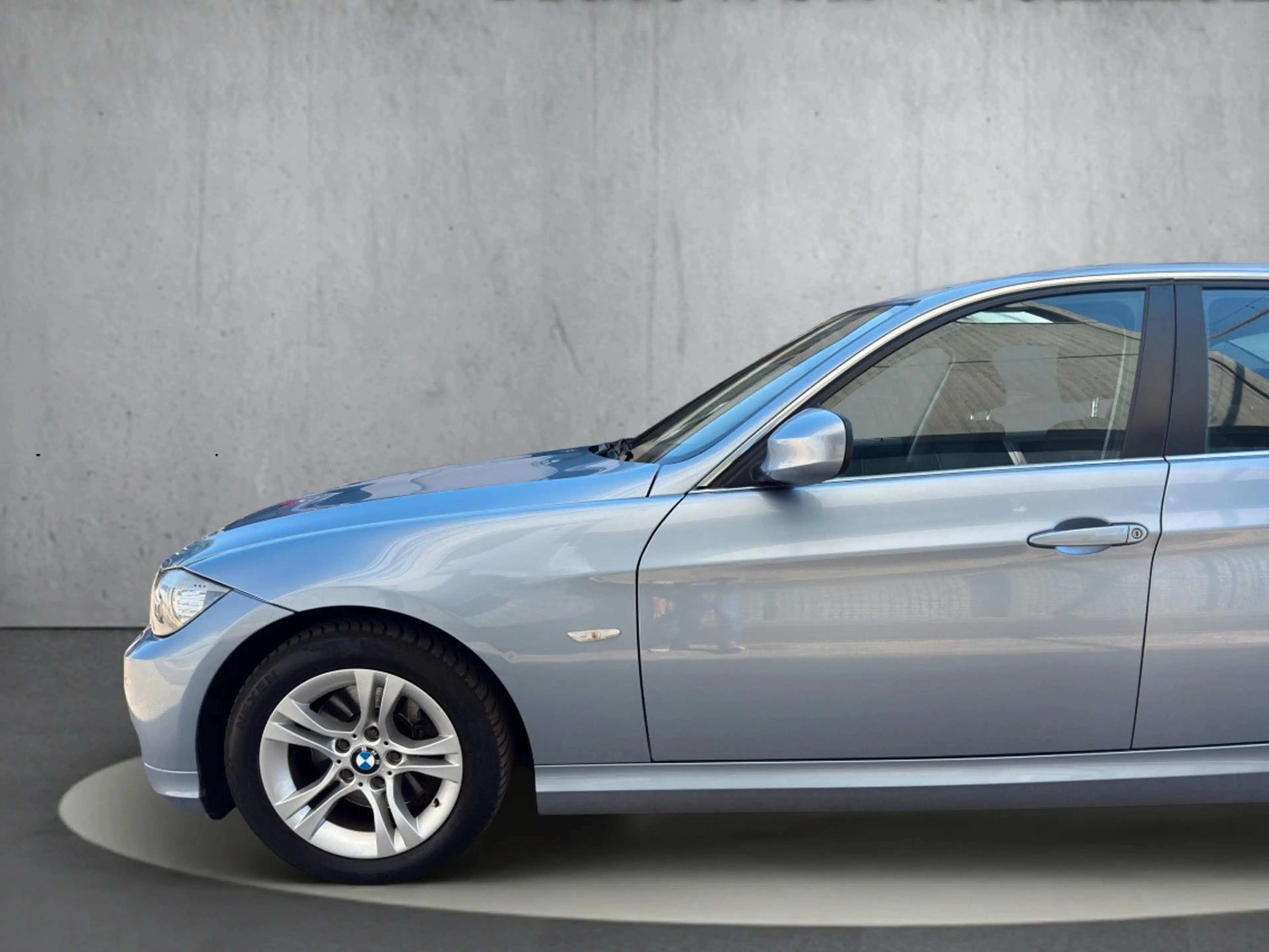 BMW 325 °I°LIMO°RENTNER°NUR72TKM°XENON°SHZ°PDC°TEMPMT — photo 9