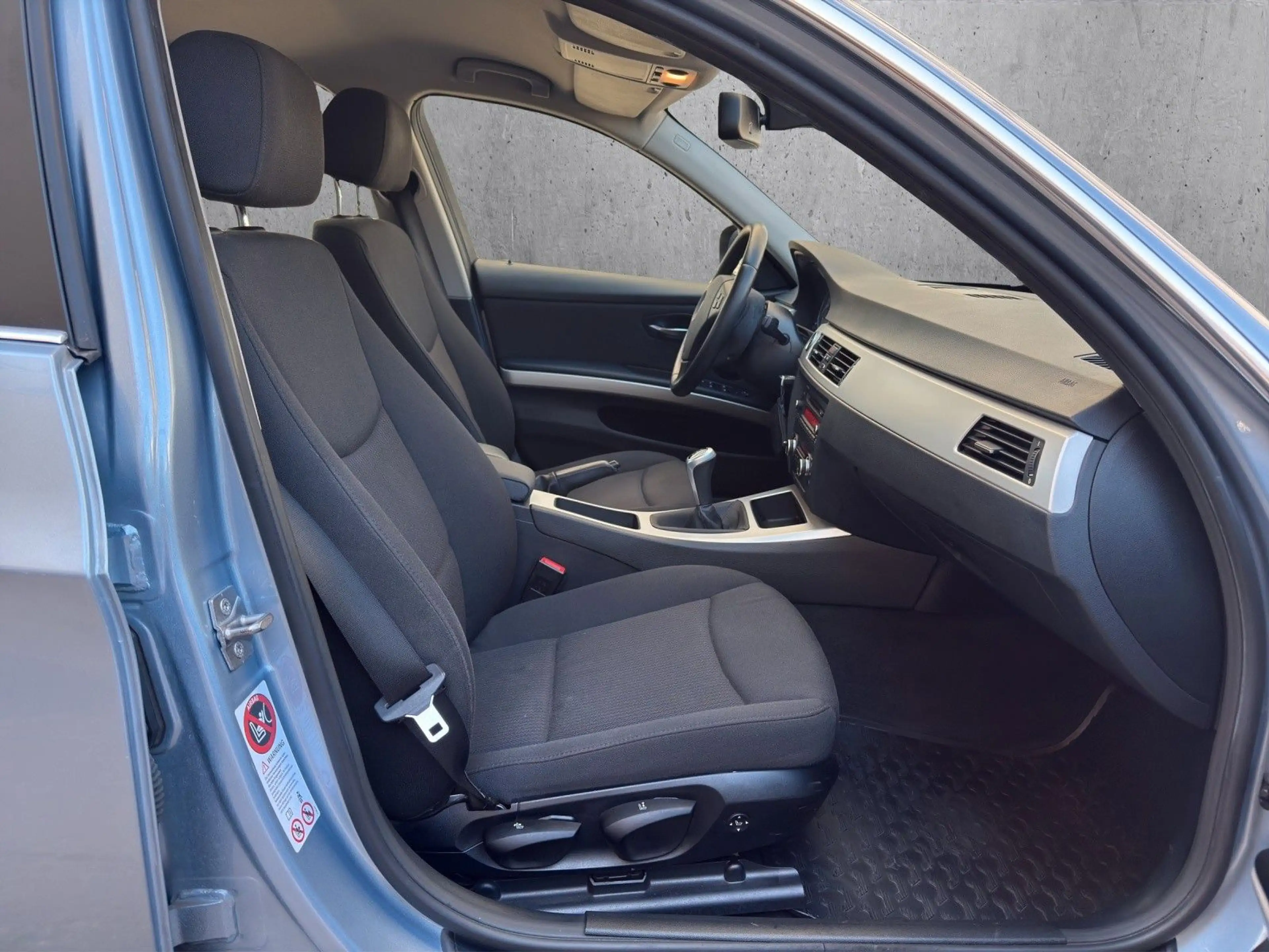BMW 325 °I°LIMO°RENTNER°NUR72TKM°XENON°SHZ°PDC°TEMPMT — photo 12