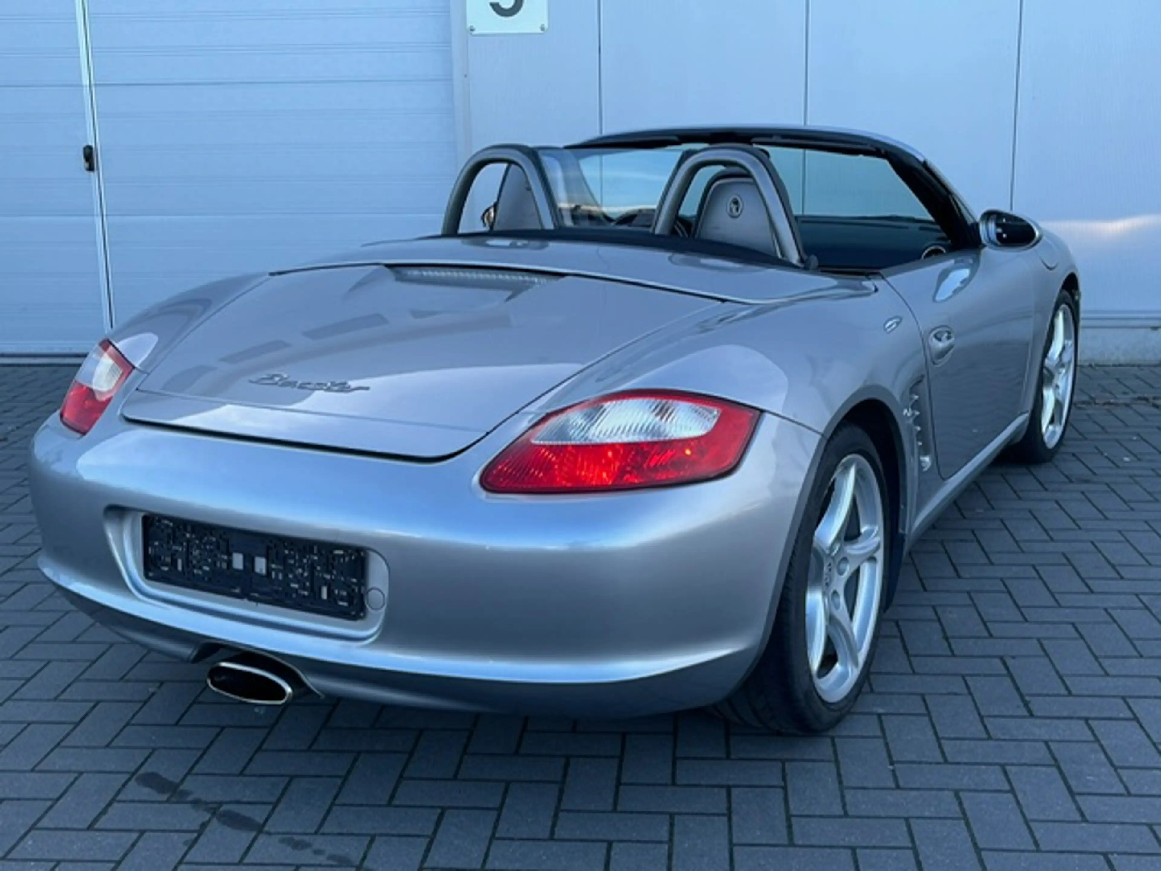 Porsche Boxster Boxster 2.7i MOTEUR NEUF Manuelle-CUIR-Pack Chrono — photo 6