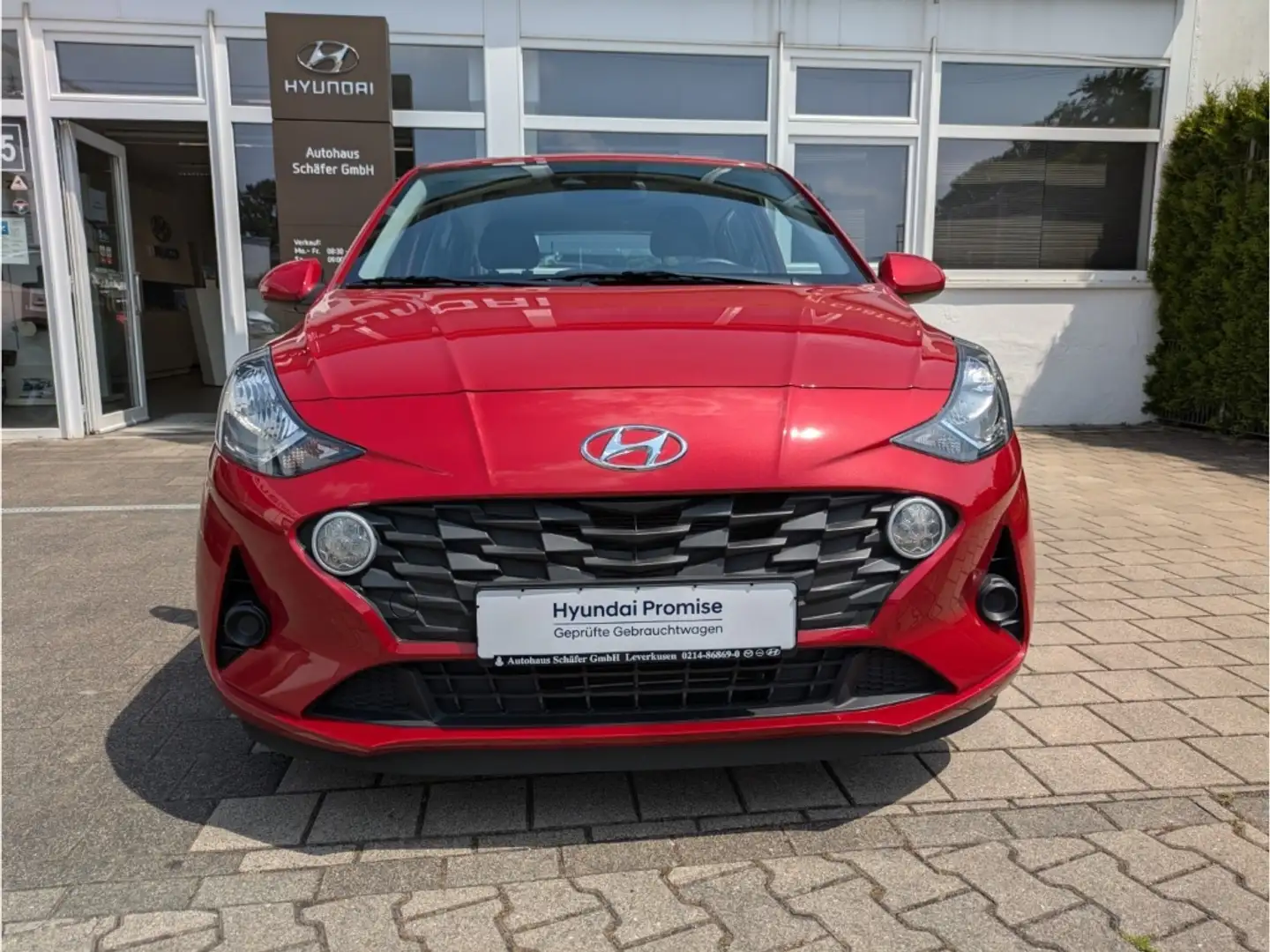 Hyundai i10 Select Navi Apple CarPlay DAB SHZ LenkradHZG Temp Rouge - 2