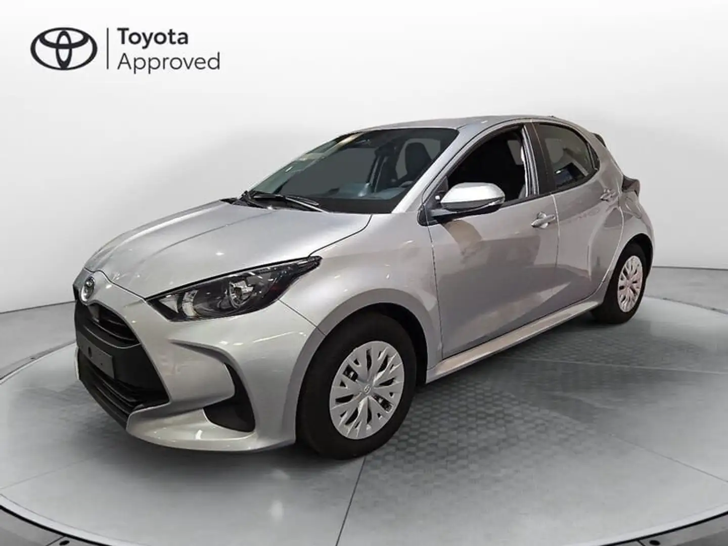 Toyota Yaris 1.5 Hybrid 5 porte Active Gris - 1