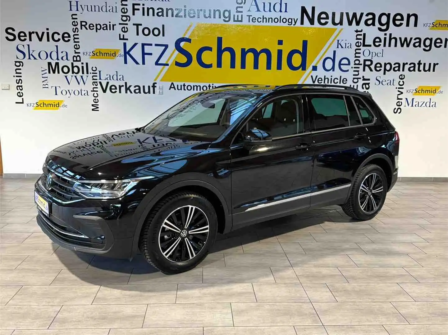 Volkswagen Tiguan 1.5 16V TSI ACT Life **SOFORT** Schwarz - 1