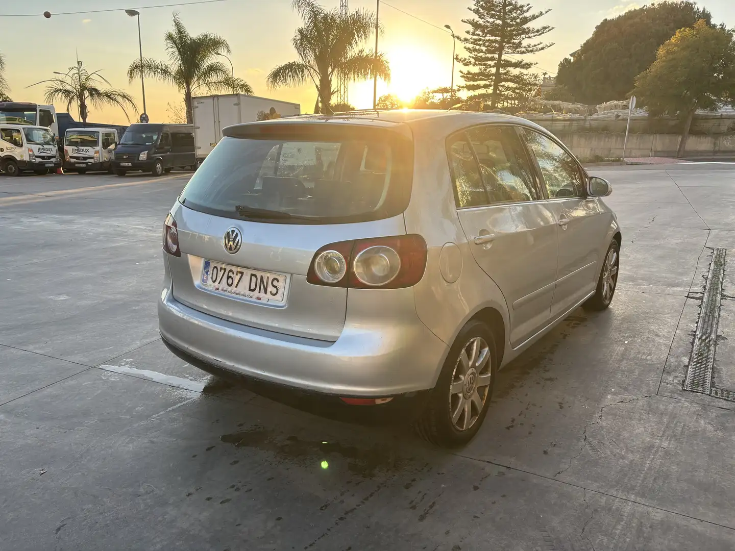 Volkswagen Golf Plus 1.9TDI Highline - 2