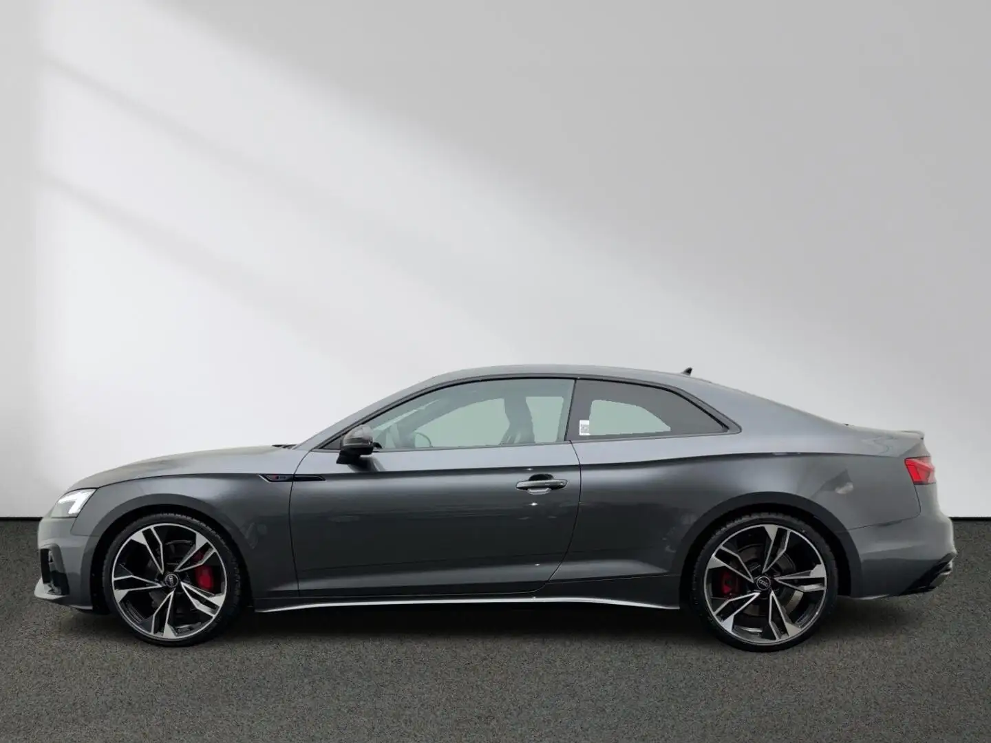 Audi A5 Coupé 45 TFSI quattro S line Matrix Pano Grau - 2