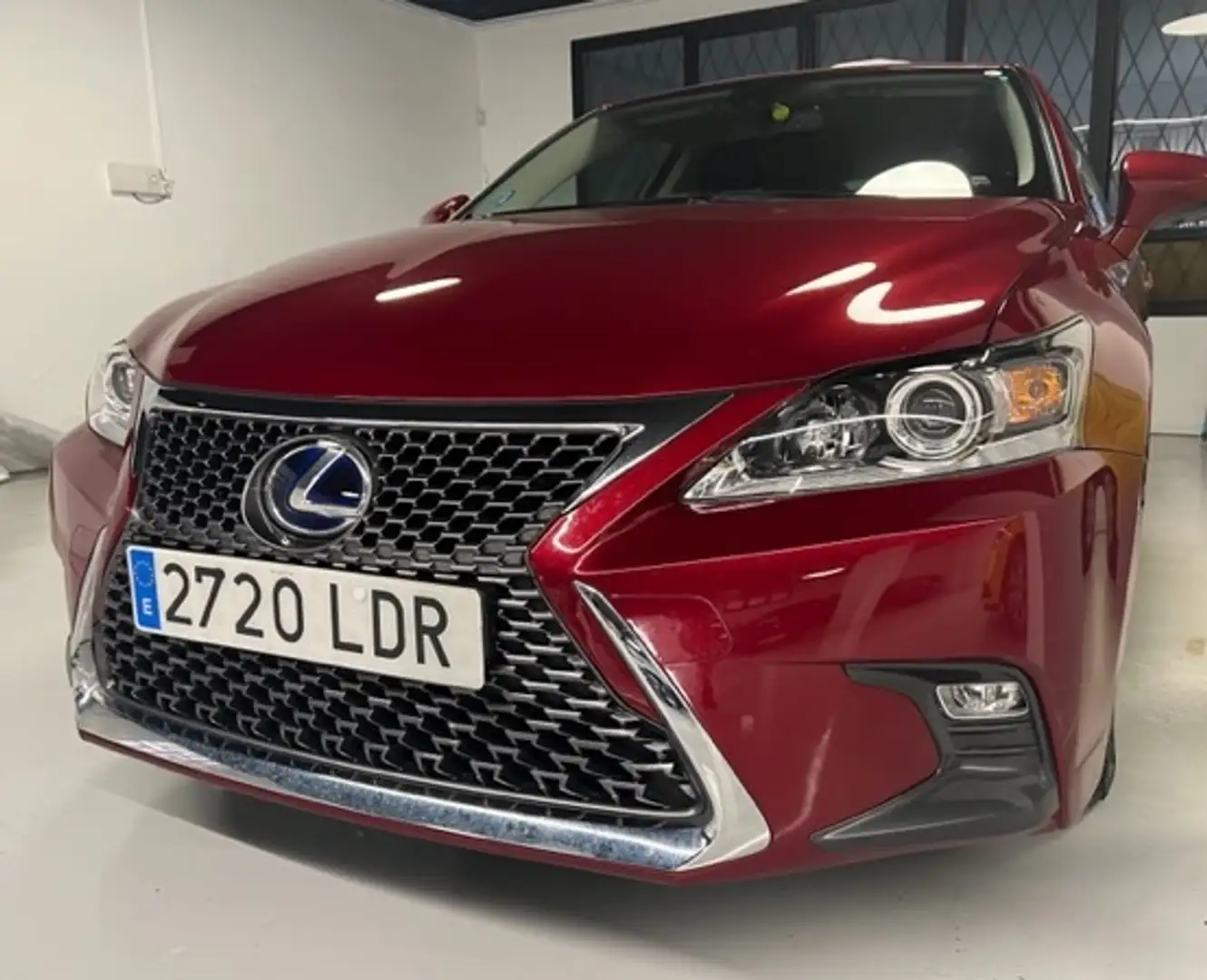 Lexus CT 200h Business Rouge - 1