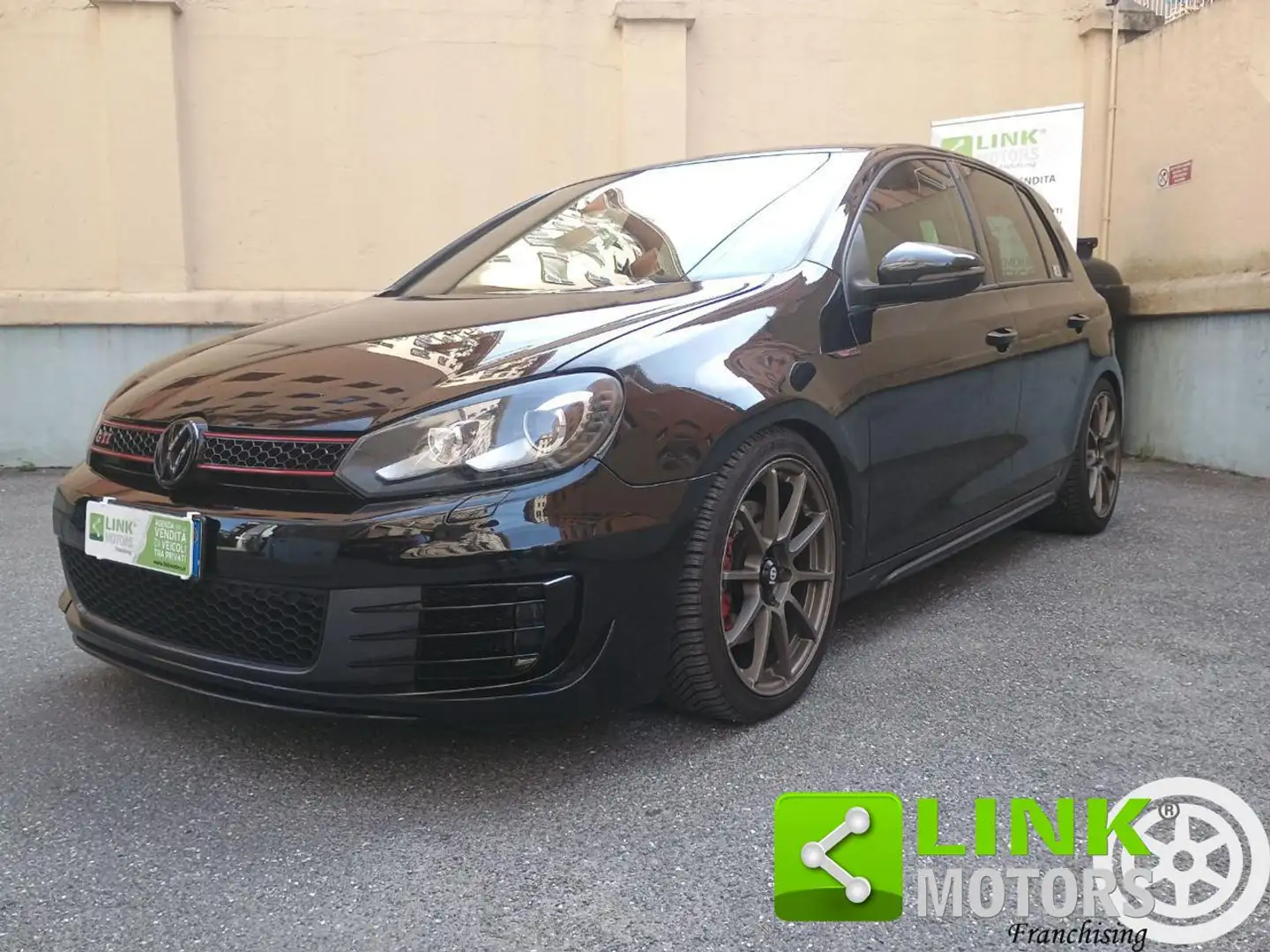 Volkswagen Golf 2.0 TSI 5p. GTI 5P 210CV Nero - 1
