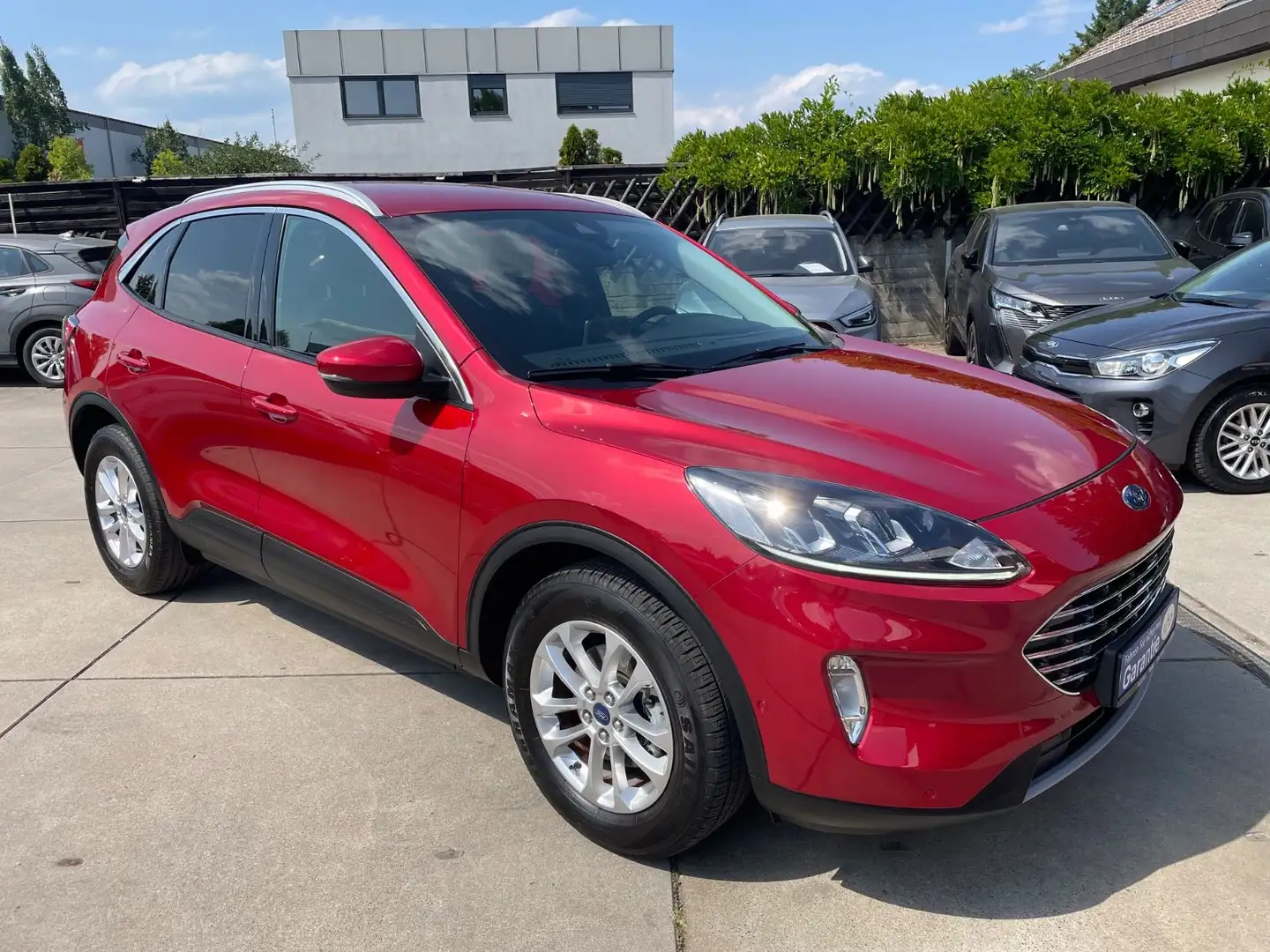 Ford Kuga Titanium/Klima/Navi/Kamera/LED/PDC Rouge - 1