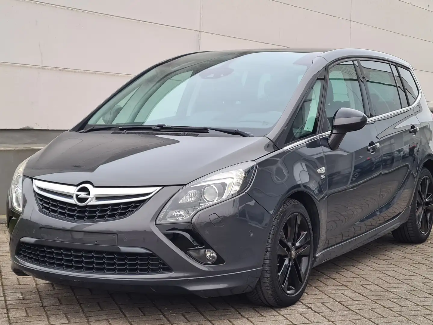 Opel Zafira 1.6D OPC 100Kw 136PK Euro 6B  5 PLACES Panoramique Schwarz - 1
