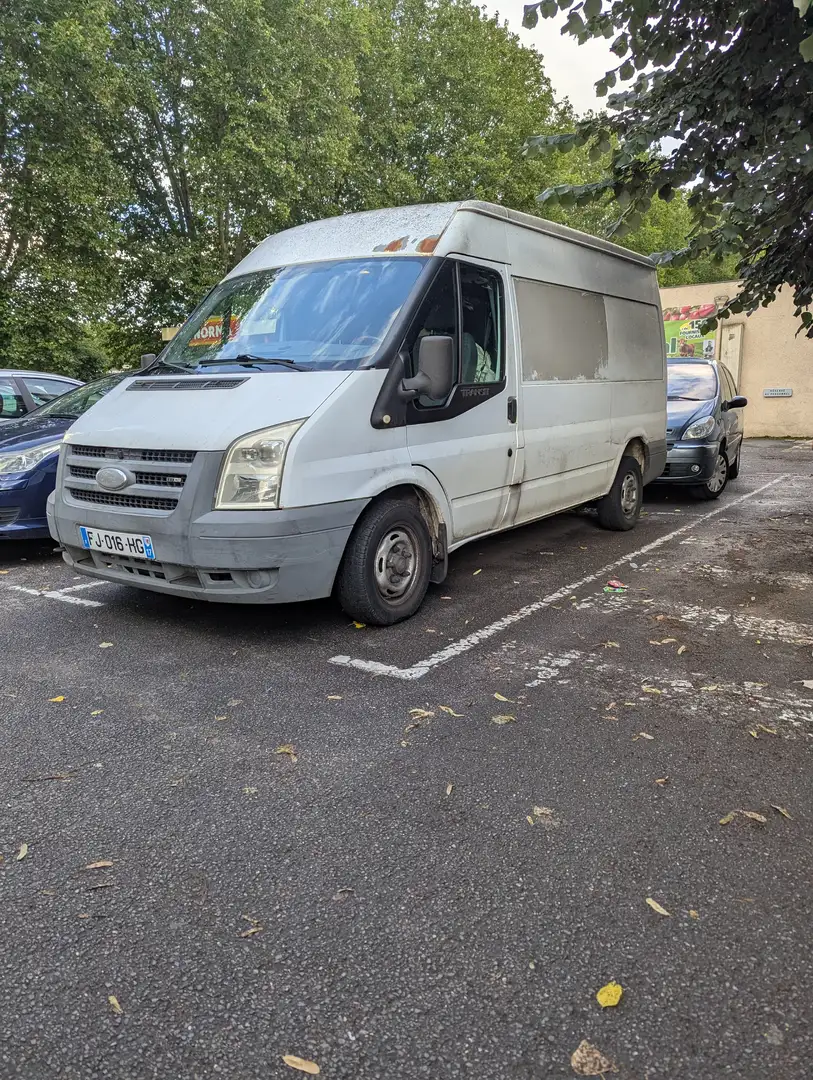 Ford Transit - 1