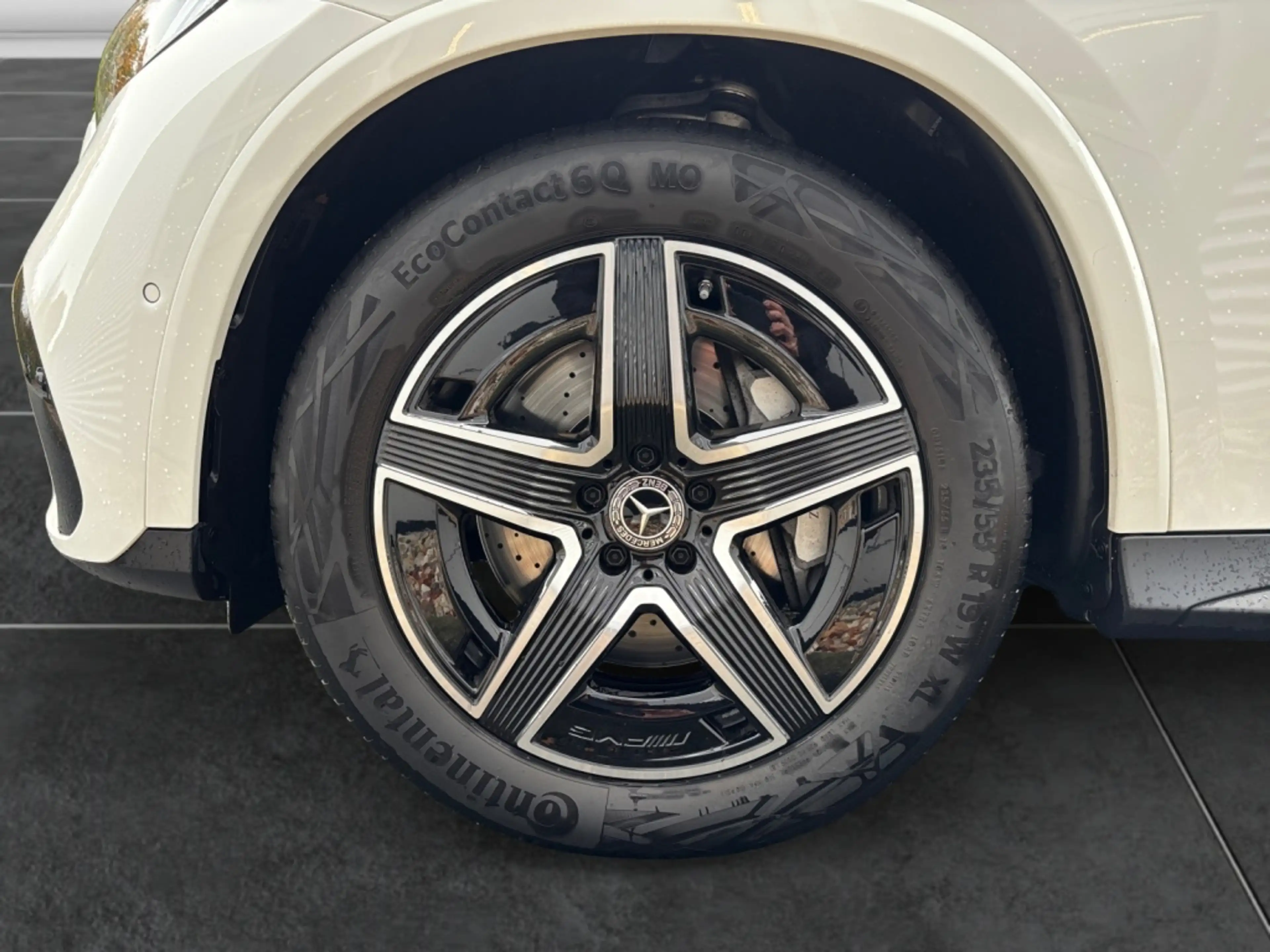 Mercedes-Benz GLC 300 d 4M AMG|PANO|MBUX|SHZ|AHK|KAM|KEYL — photo 11