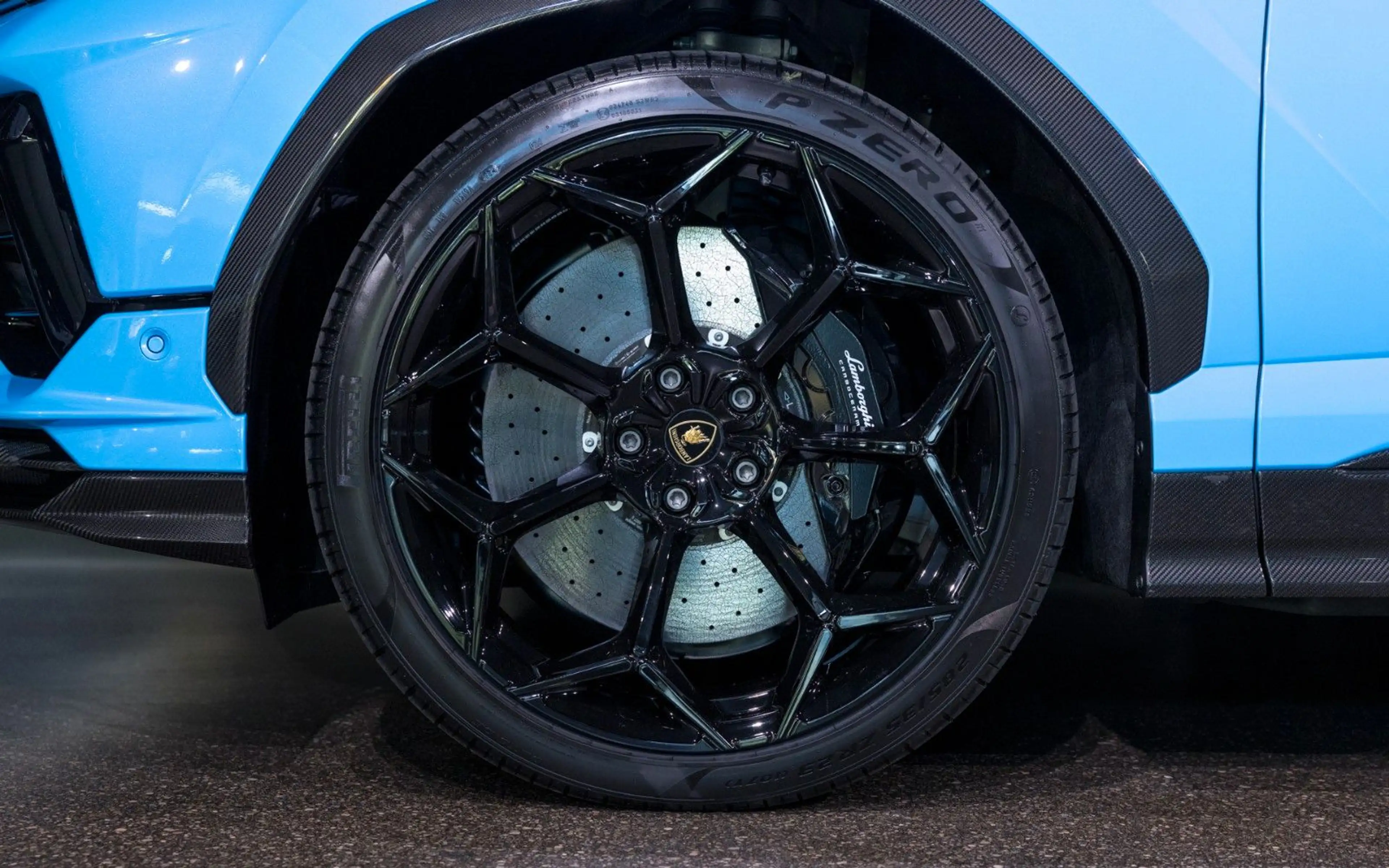 Lamborghini Urus URUS PERFORMANTE | CARBON | ADAS-PAKET | REAR-TV — photo 11