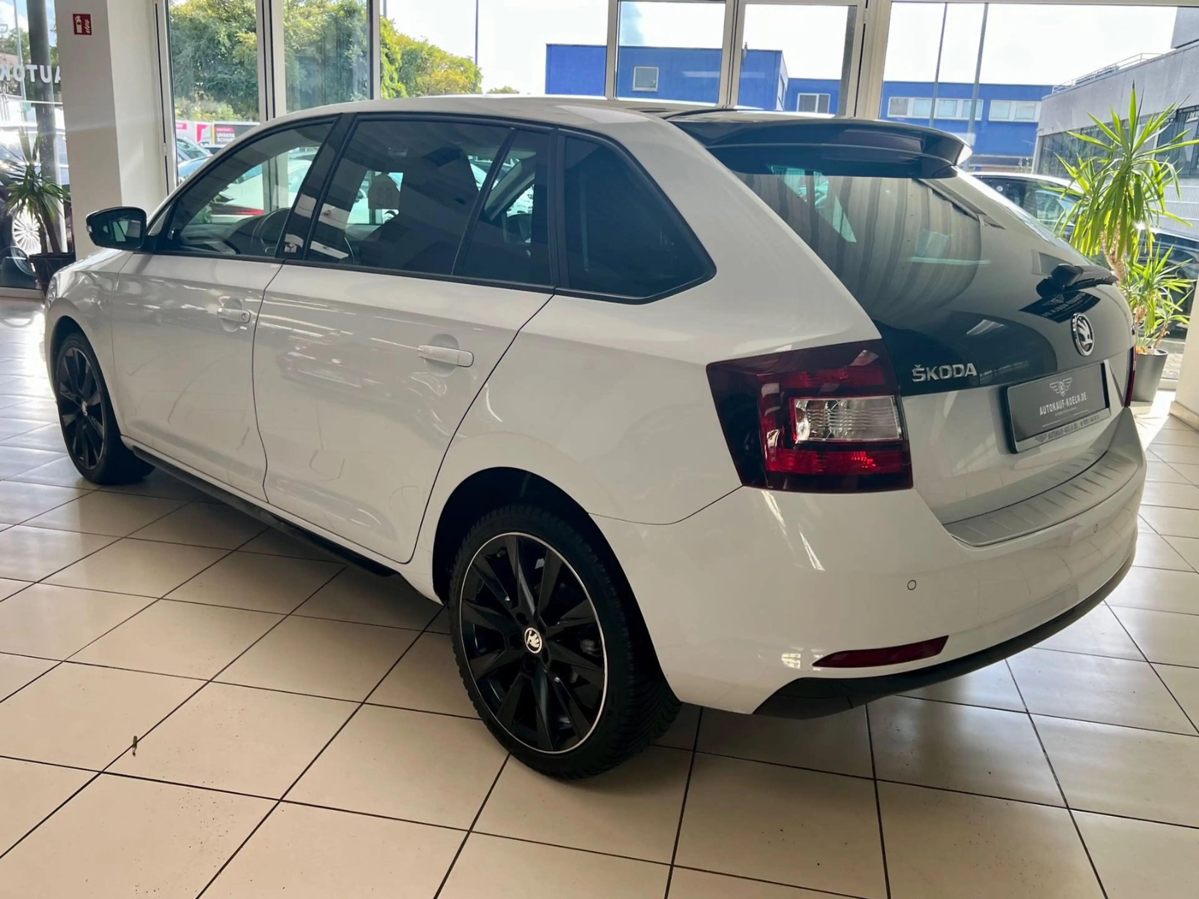 Skoda Rapid/Spaceback 1,4 TDi Spaceback Monte Carlo/Automatik/ — photo 3