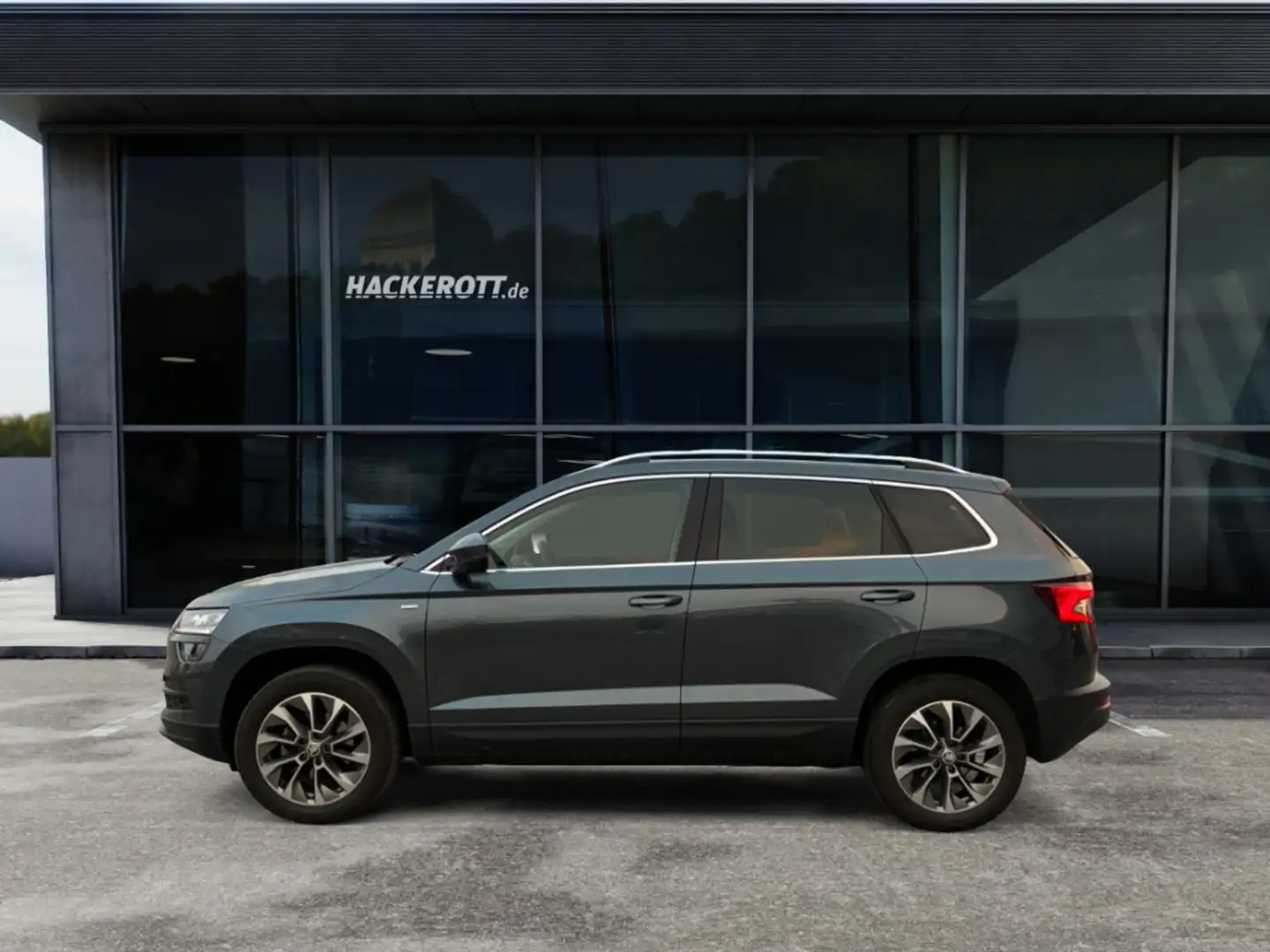 Skoda Karoq Clever 1.5 TSI DSG AHK PDC v+h Navi Rückfahrk. Grau - 2