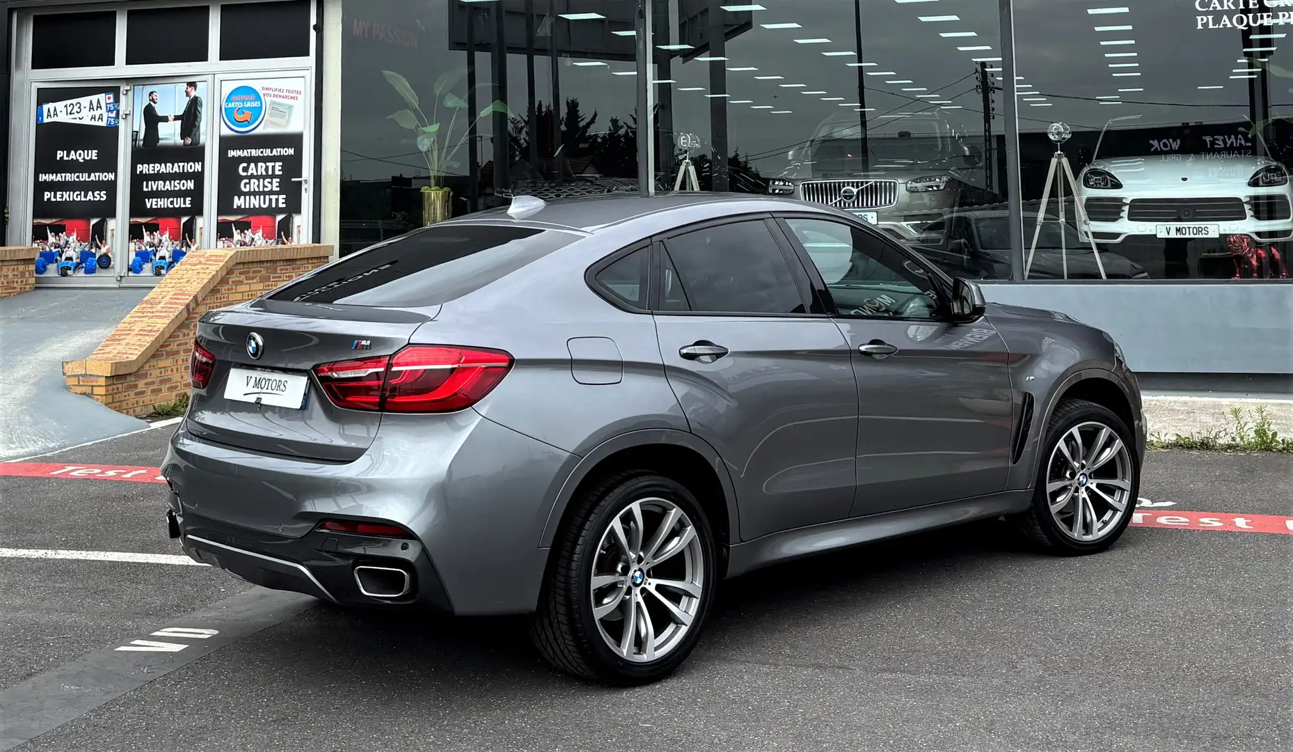 BMW X6 xDrive30d  M Sport Performance Design' 1er Main Gris - 2