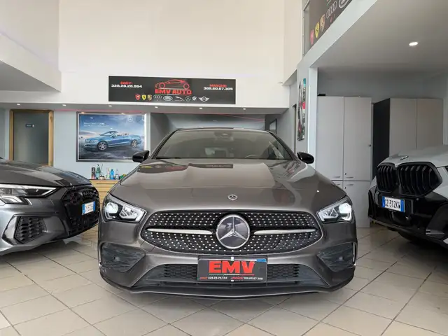 Mercedes-Benz CLA view 3