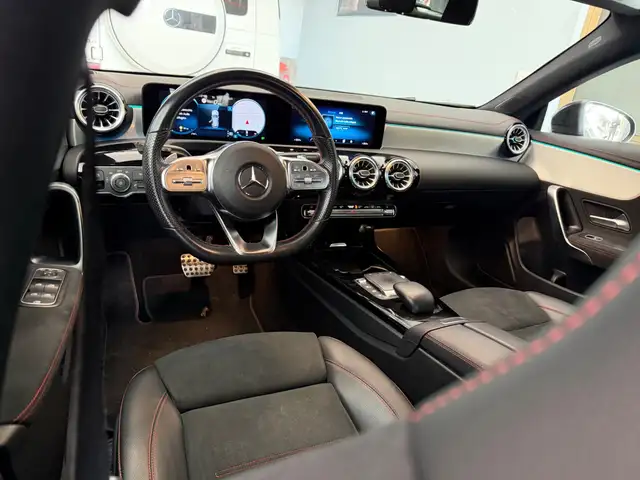 Mercedes-Benz CLA view 10