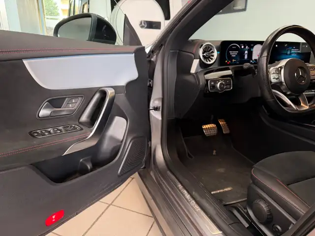 Mercedes-Benz CLA view 6
