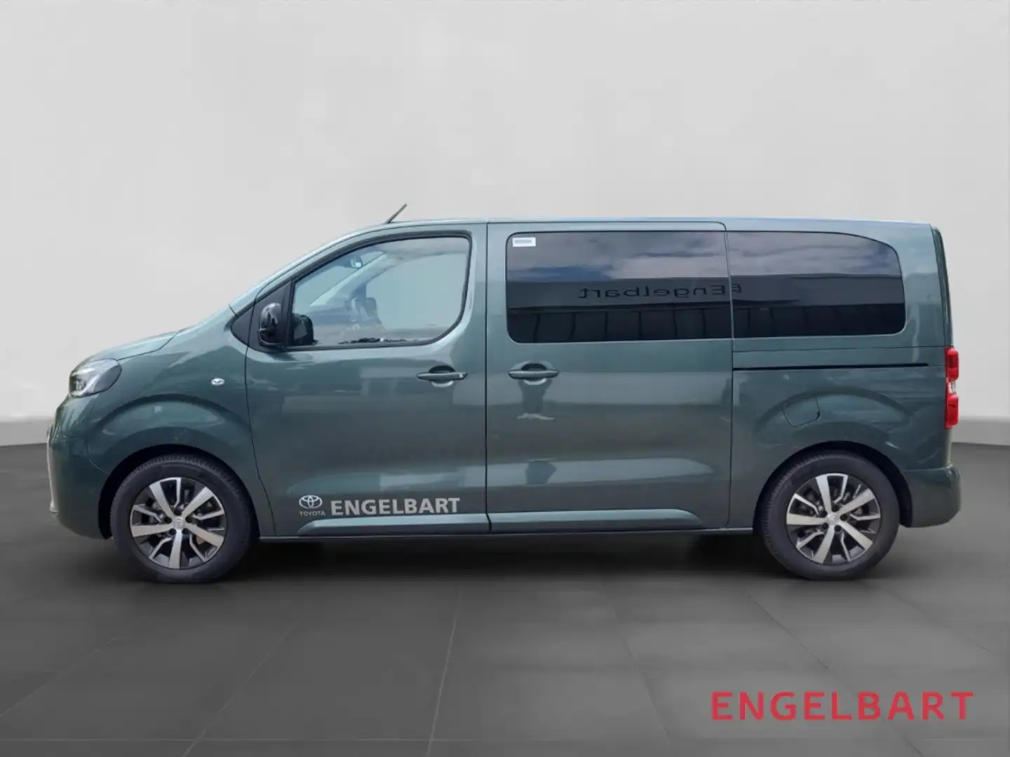 Toyota Proace Verso L1 Lounge 2.0 D-4D EU6e 7-Sitzer Klimaautoma Grün - 2