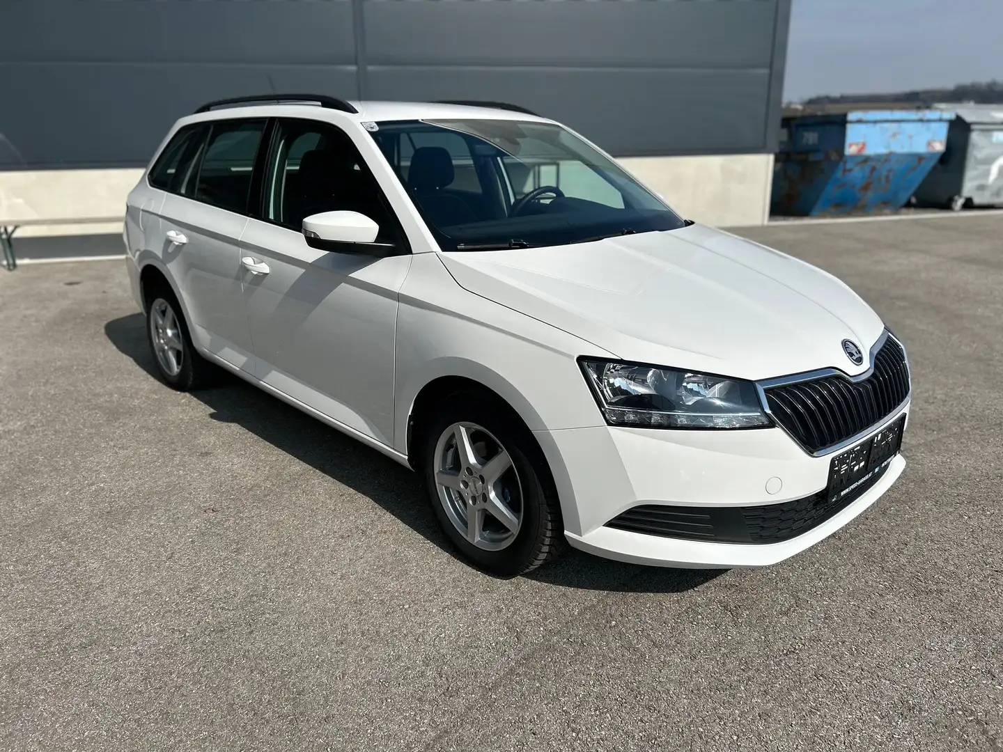 Skoda Fabia Fabia Combi Active 1,0 TSI Active Weiß - 1