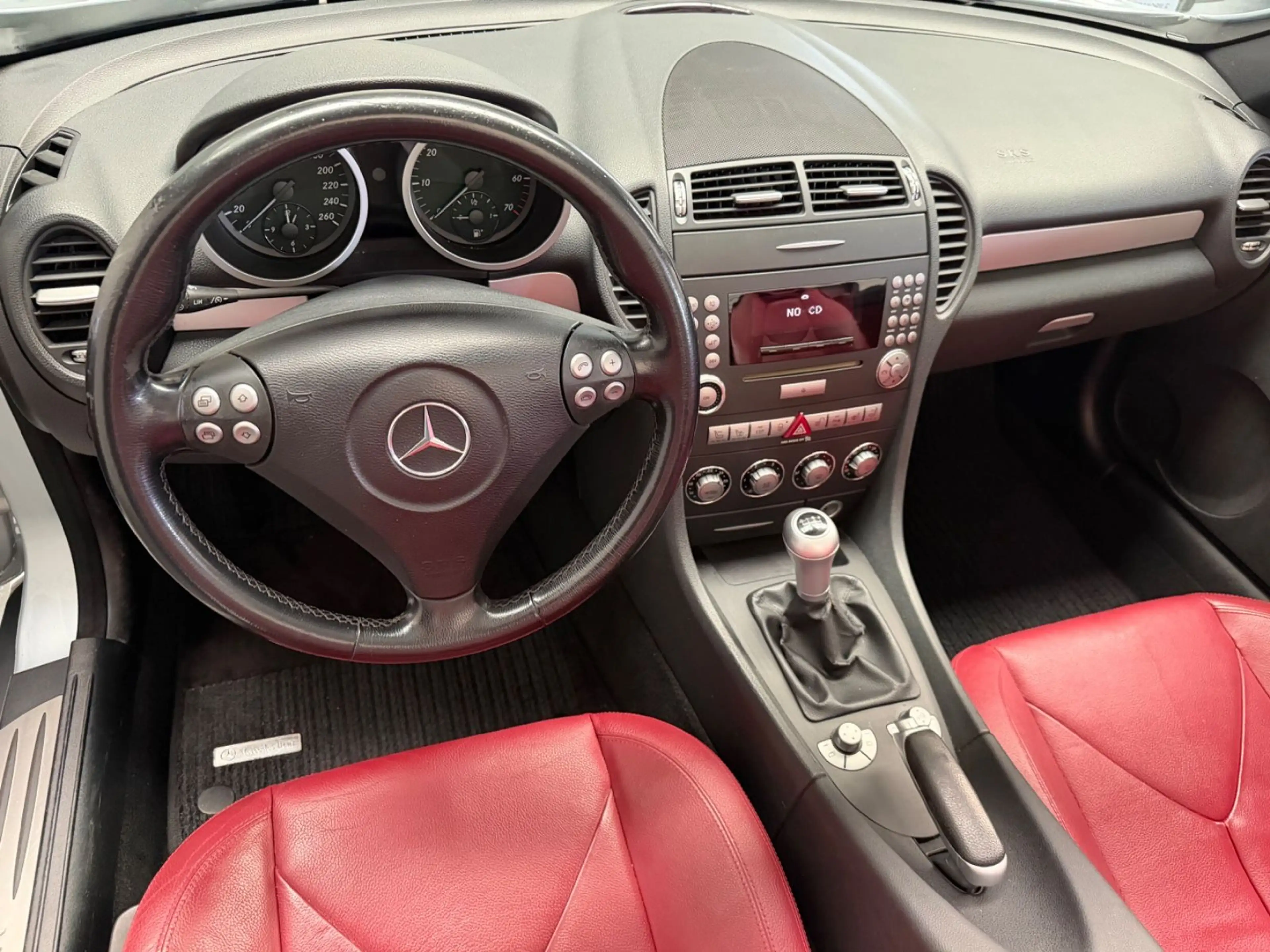 Mercedes-Benz SLK 280 /2. Hand/Airscarf/Leder rot — photo 11