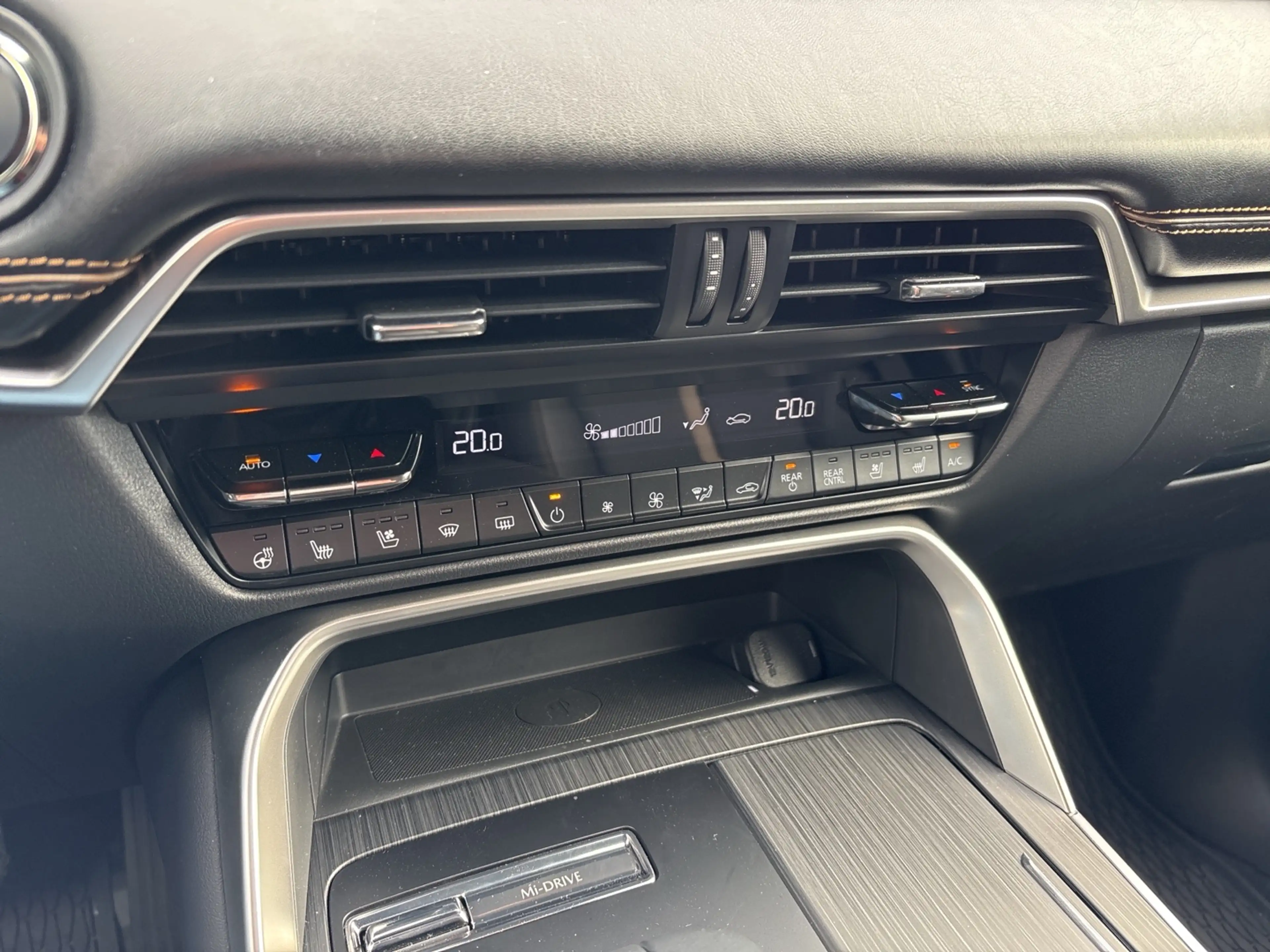 Mazda CX-80 5WGN 2.5L e-SKYACTIV PHEV 327ps 8AT AWD Homura Plu — photo 15