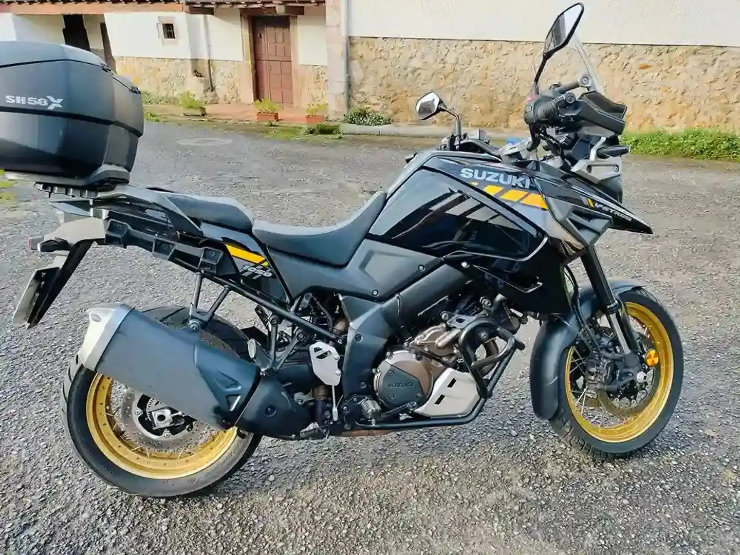 Suzuki V-Strom 1050 XT Gris - 2