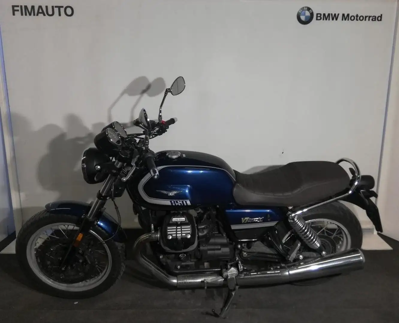 Moto Guzzi V7 MOTO GUZZI V 7  SPECIAL Blau - 1