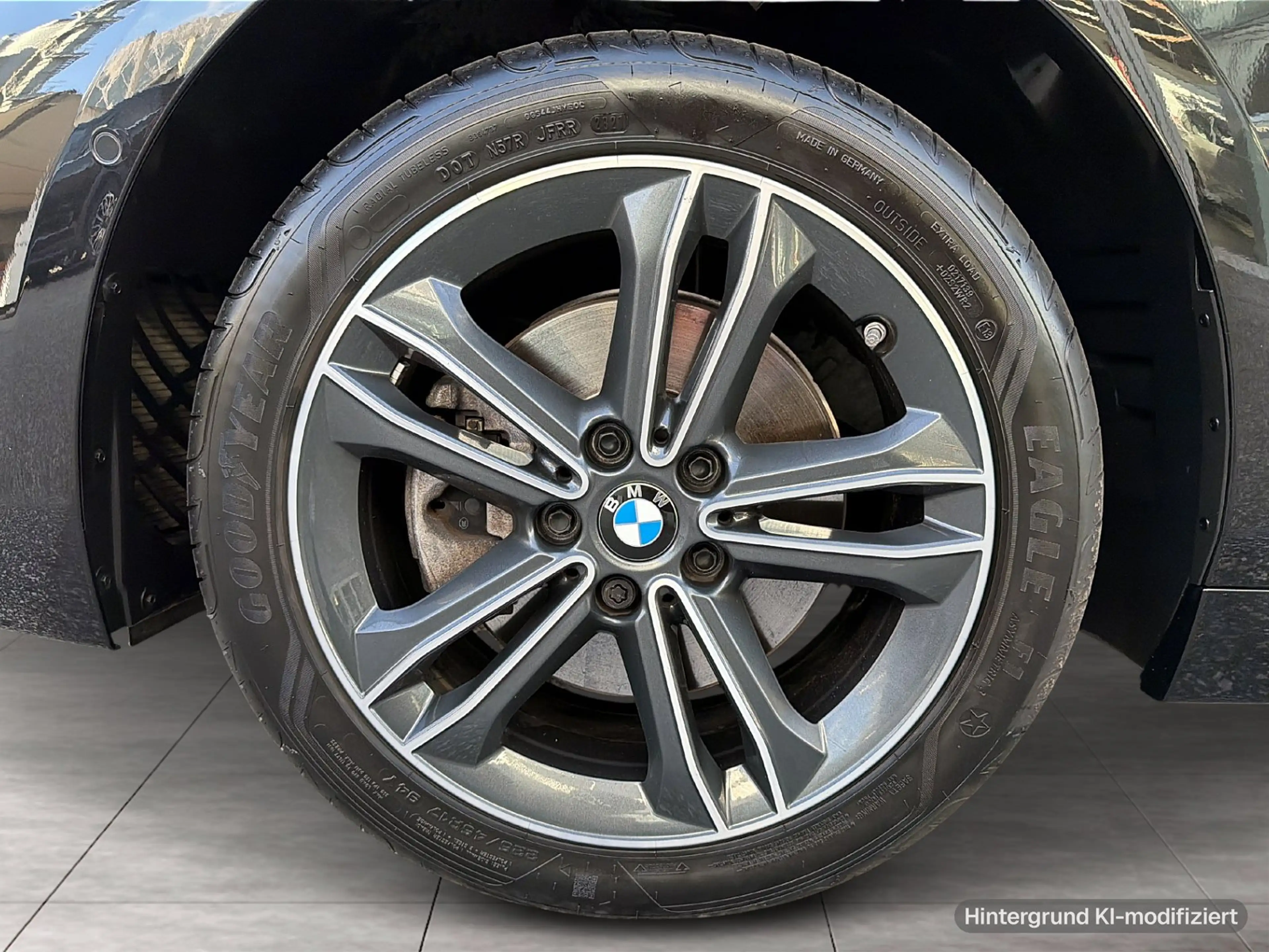 BMW 116 i 5-Türer (F40) Sport Line Gestiksteuerung — photo 6