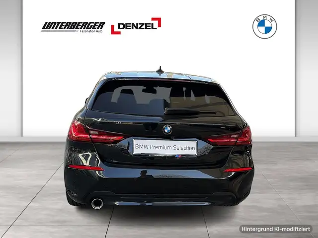 BMW 1 Series view 5