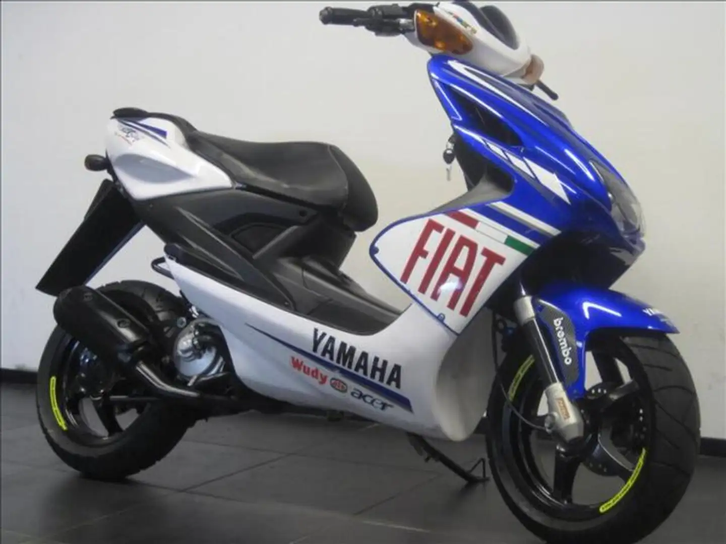 Yamaha Aerox Beyaz - 2
