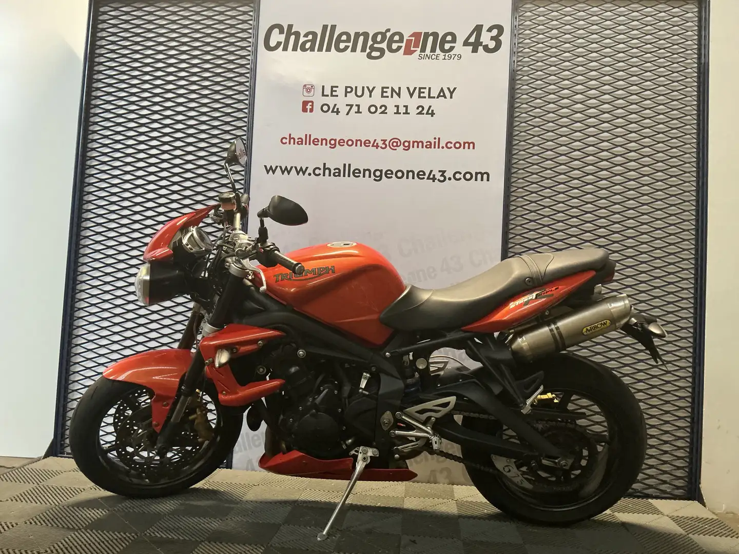 Triumph Street Triple 675 Oranje - 1