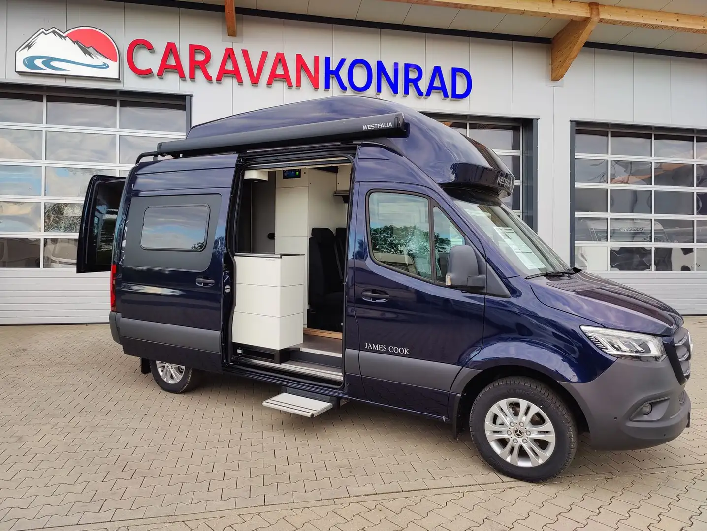 Westfalia James Cook Hochdach.ACC.Slide-Out.Sprinter Blauw - 1