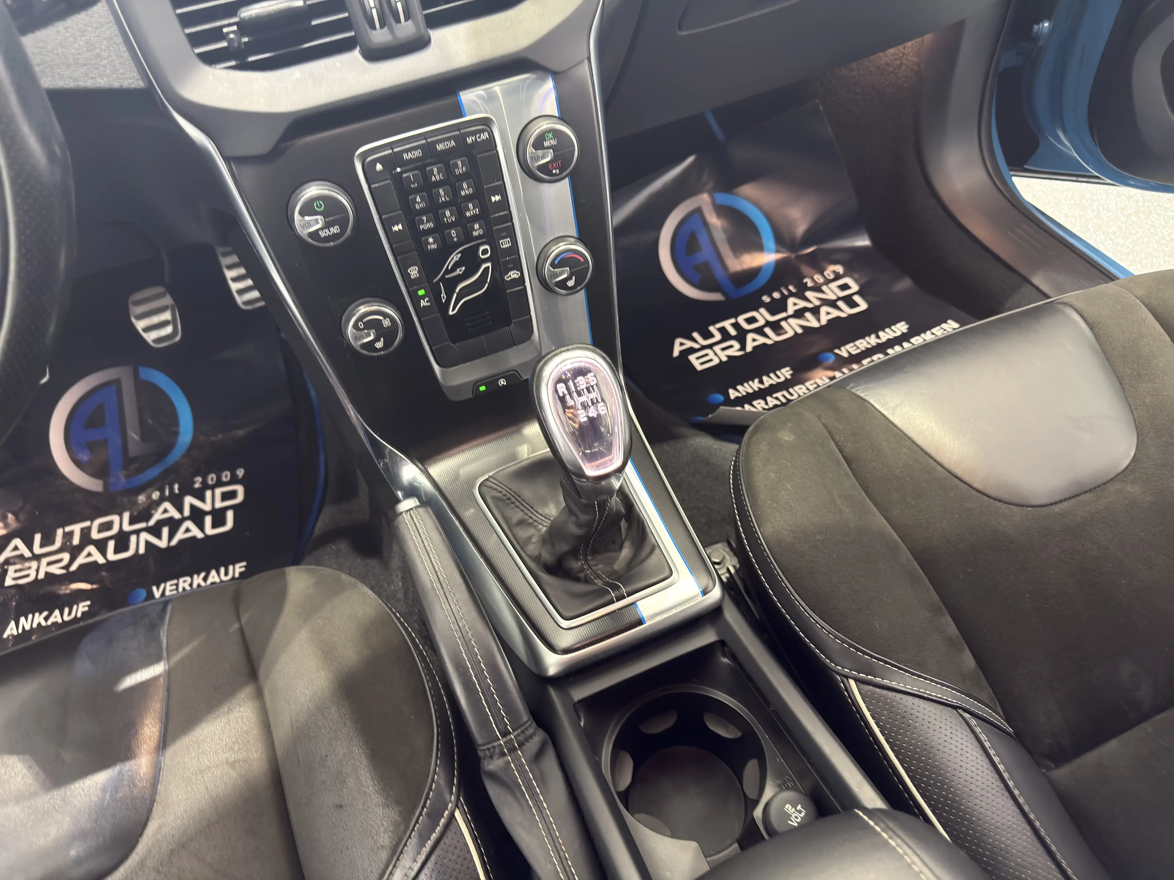 Volvo V40 V40 T2 — photo 12