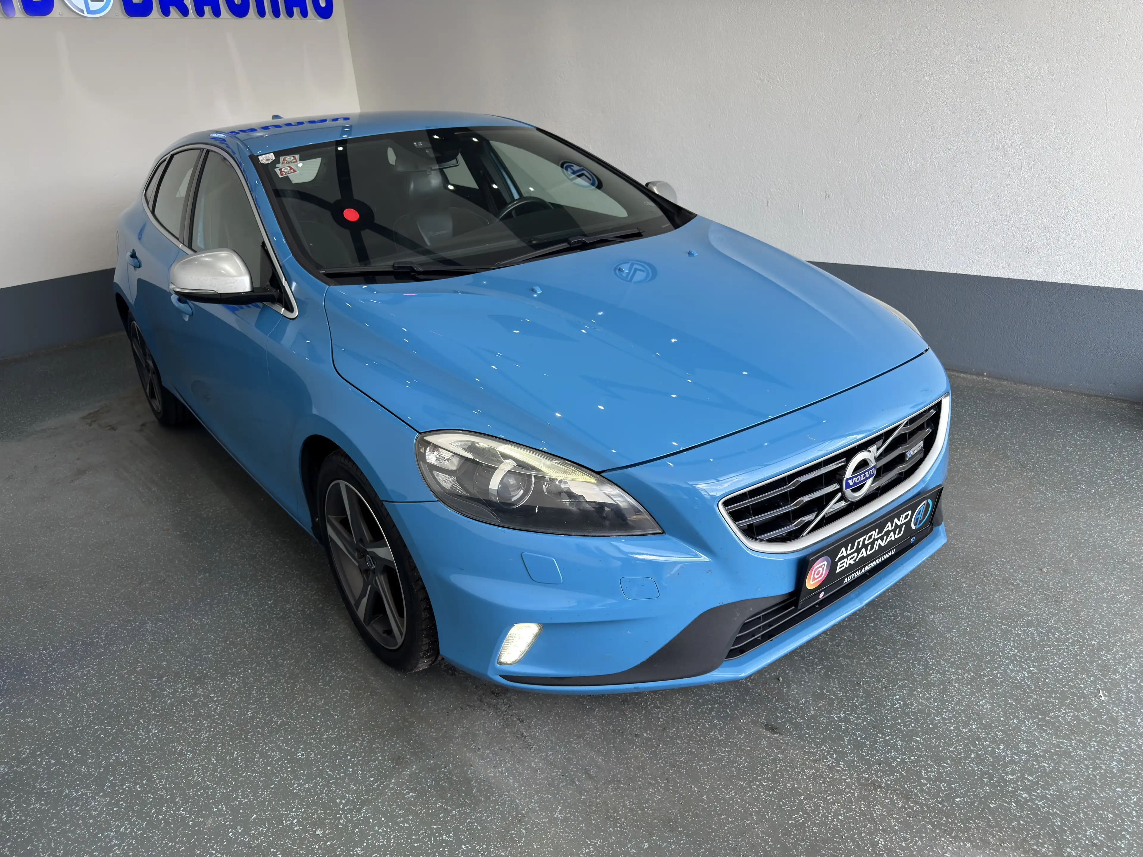 Volvo V40 V40 T2 — photo 4
