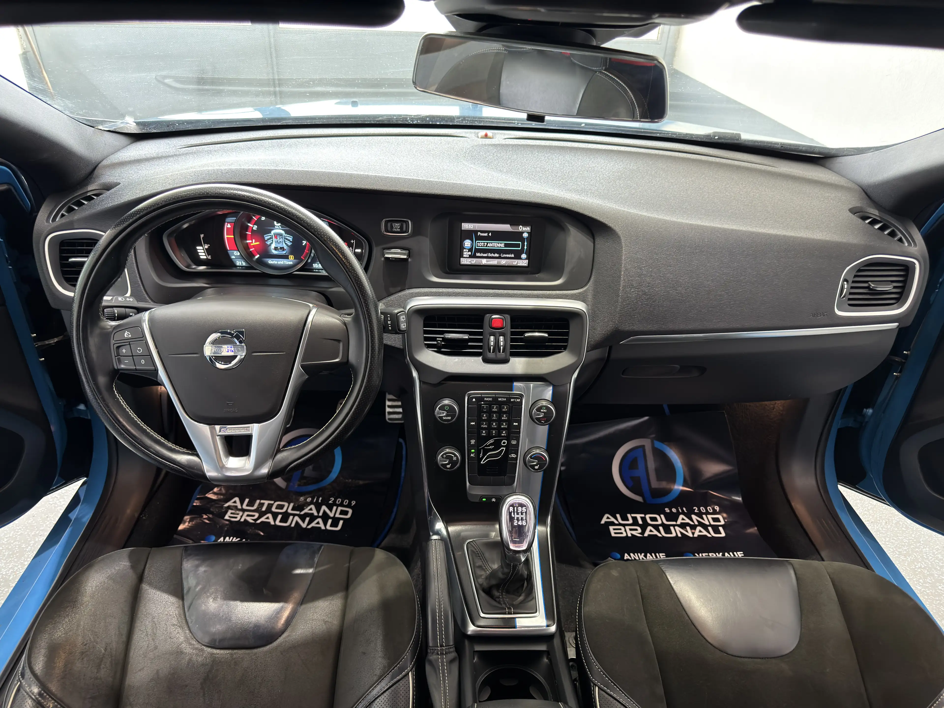 Volvo V40 V40 T2 — photo 9