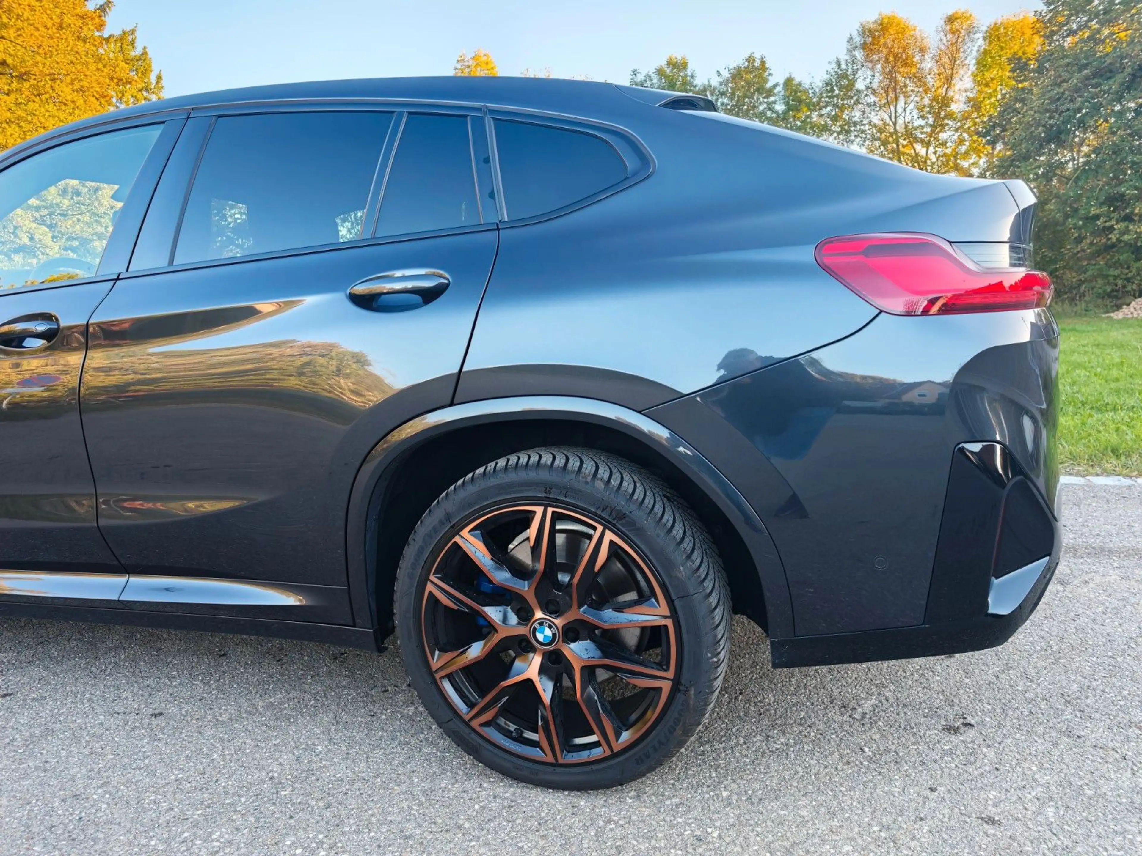 BMW X4 M40 d Inno Pano Laser HUD HK Standheizung — photo 8