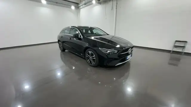 Mercedes-Benz CLA 180