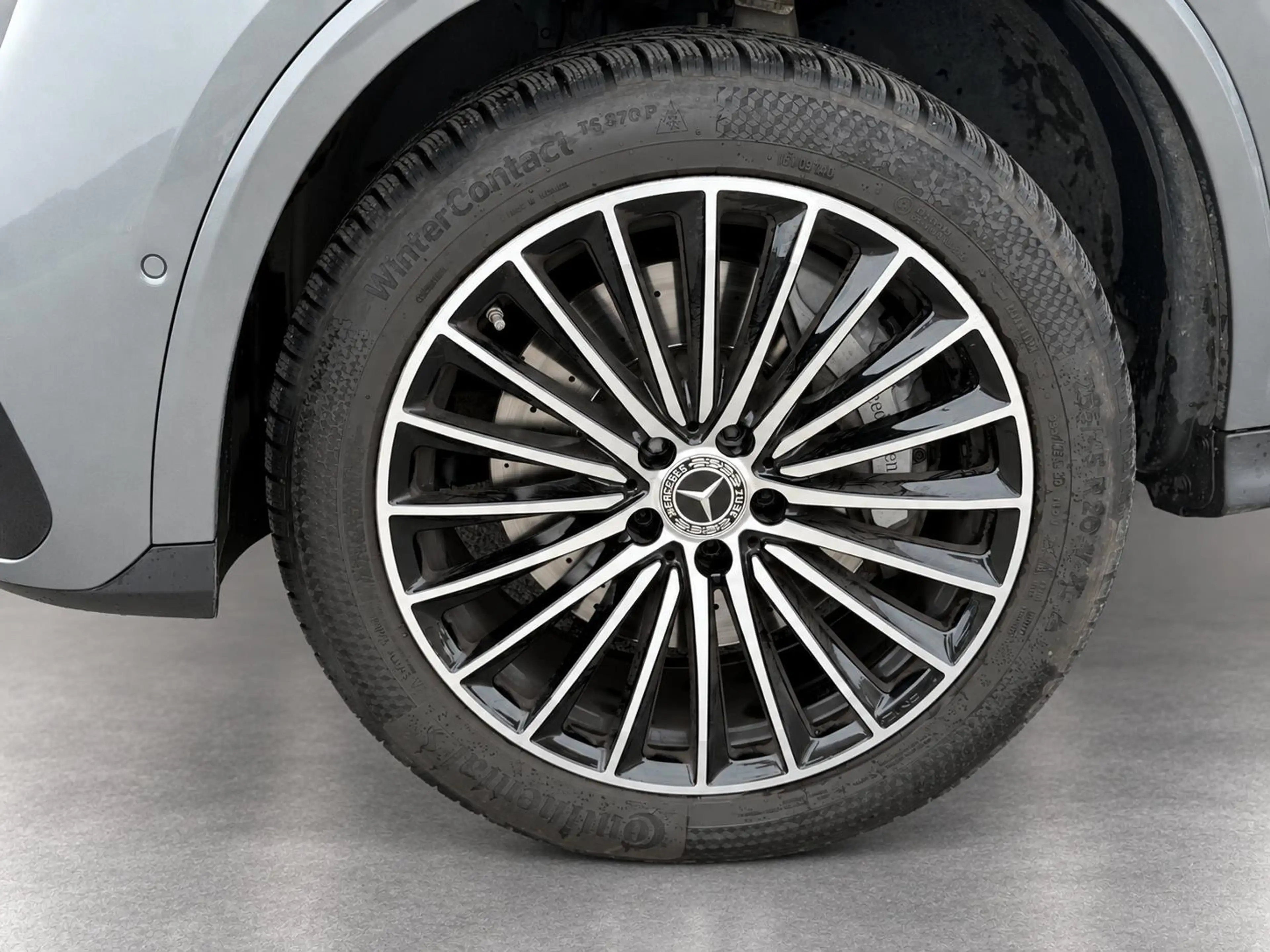 Mercedes-Benz GLC 300 GLC de 4MATIC AMG Line — photo 10