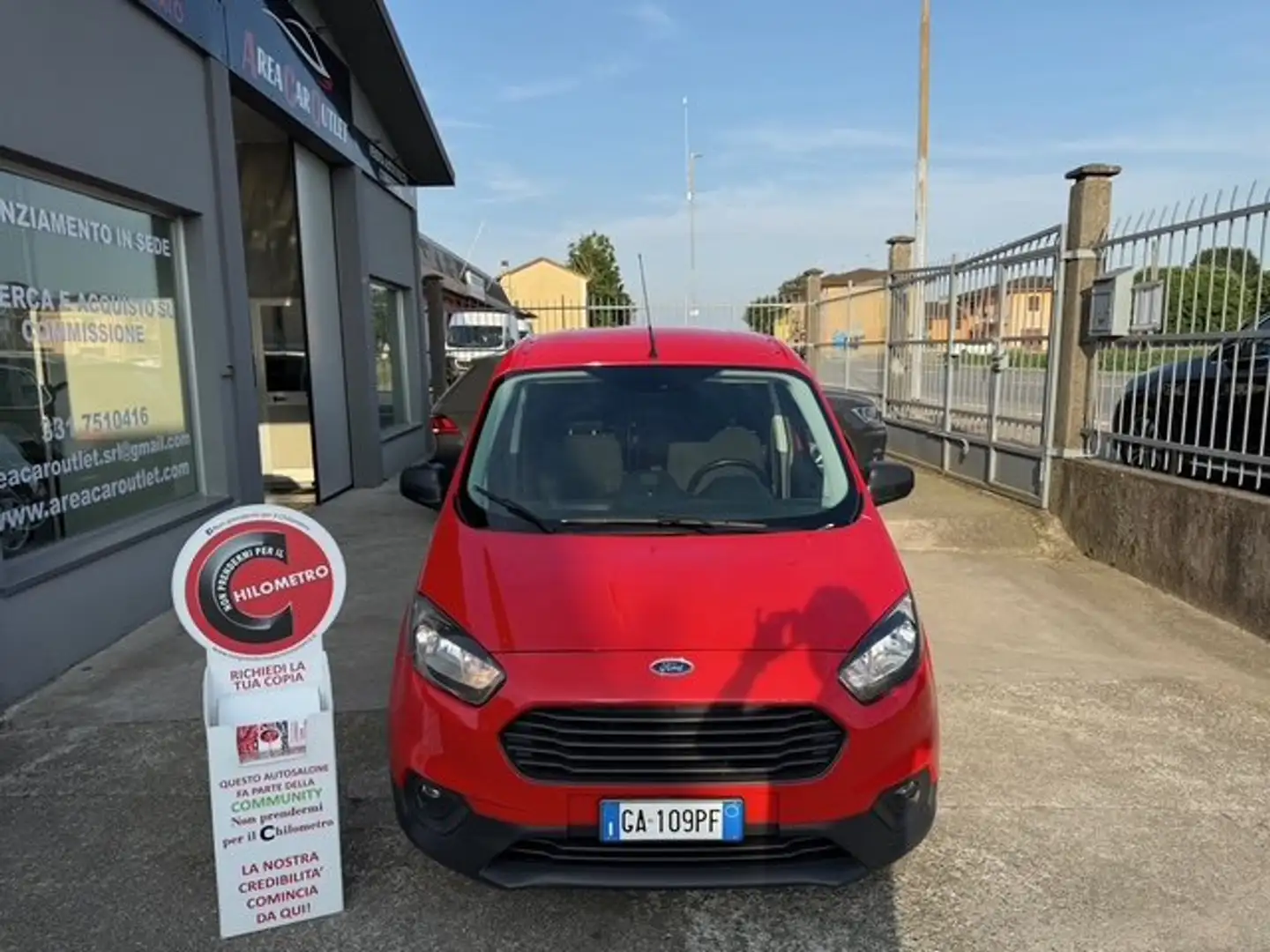 Ford Transit Courier 1.5 TDCi 100CV*DOPPIA PORTA LATERALE*FULL OPTIONAL Rouge - 2