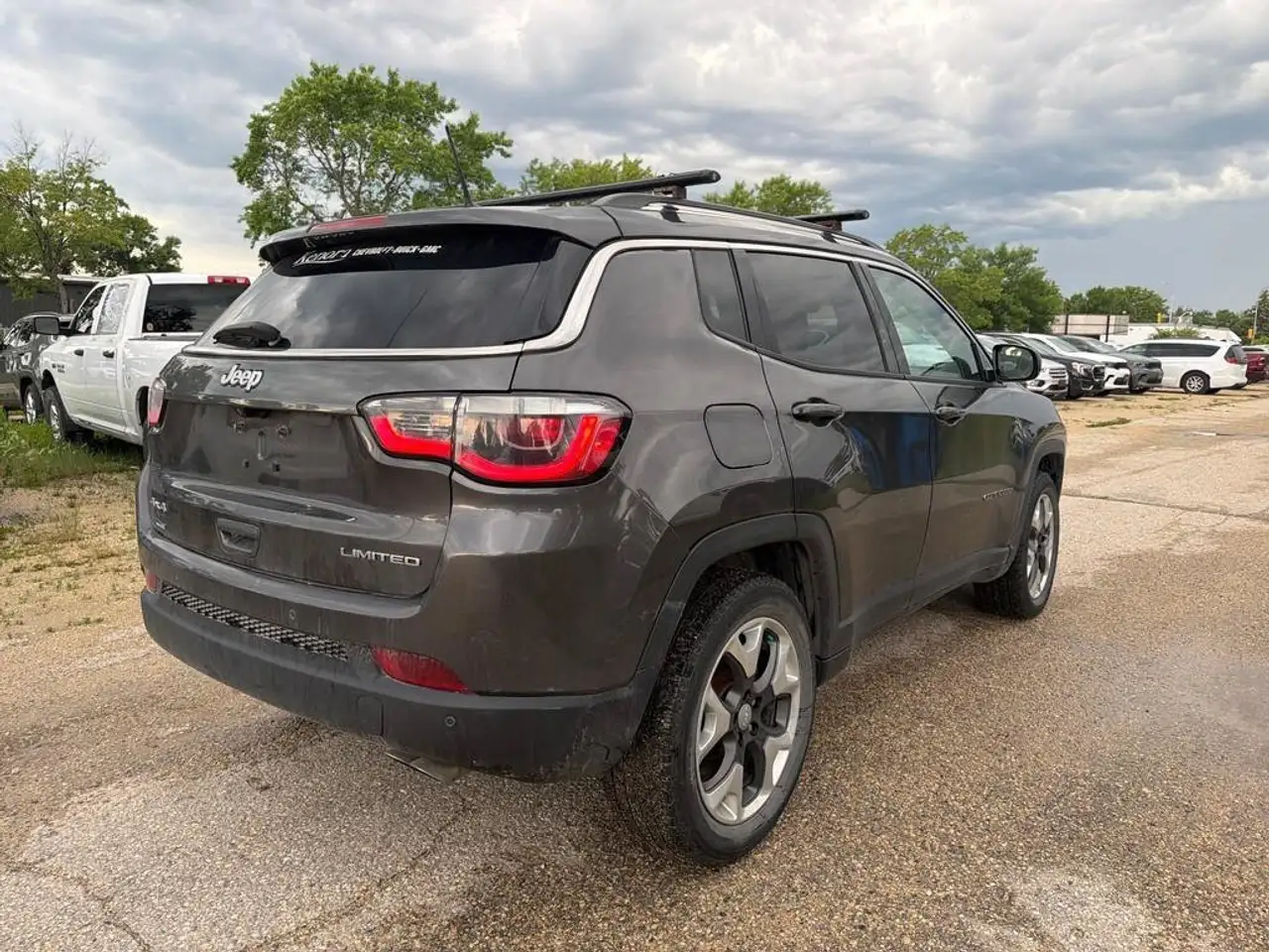 Jeep Compass photo Jeep Compass