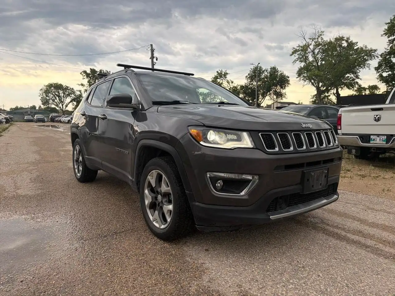 Jeep Compass photo Jeep Compass